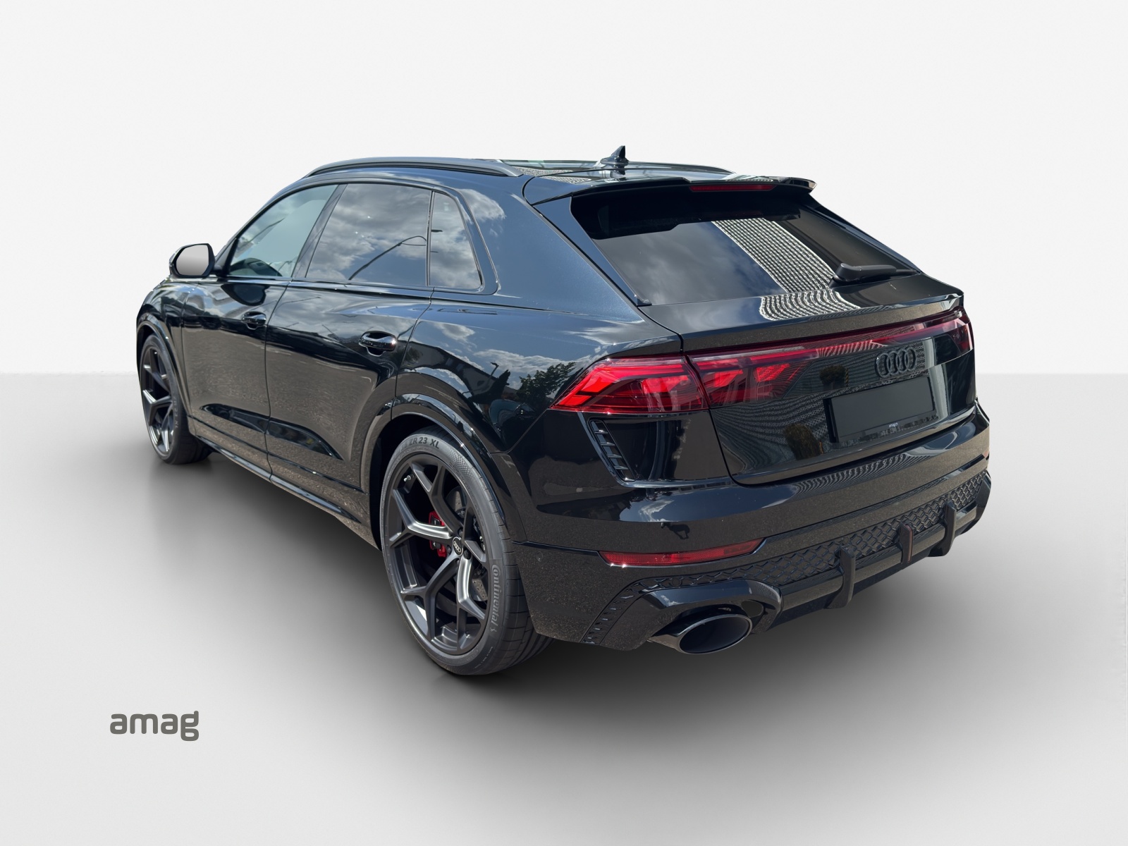 AUDI RSQ8 performance quattro-image-2