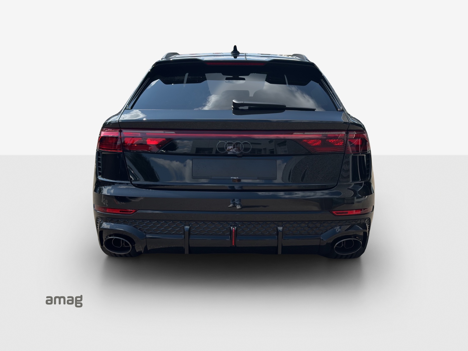 AUDI RSQ8 performance quattro-image-3