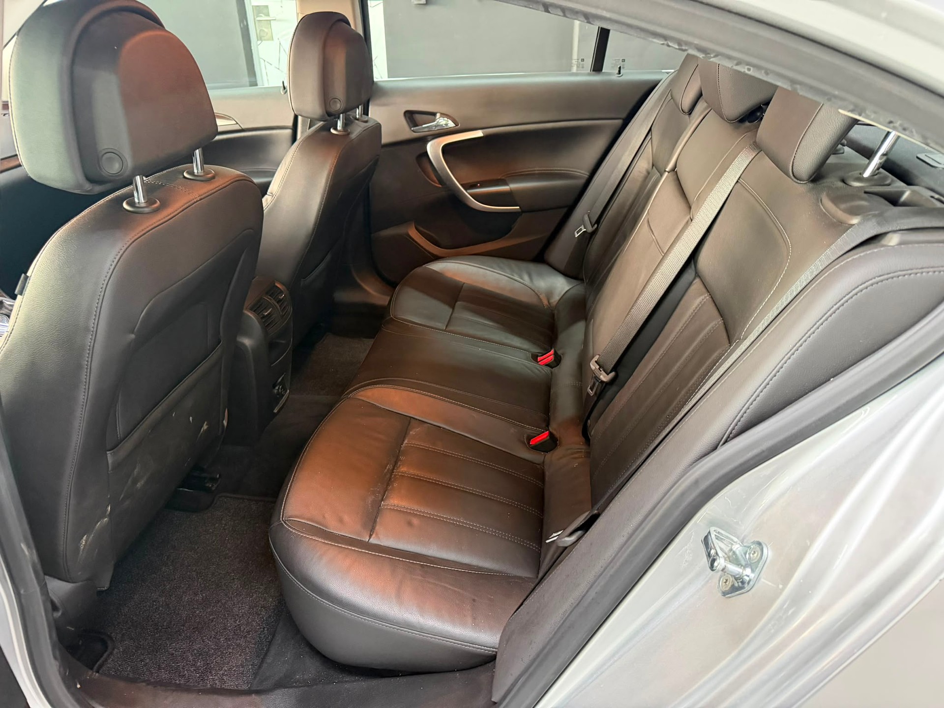 OPEL Insignia 2.8 Turbo Cosmo 4WD Automatic-image-9