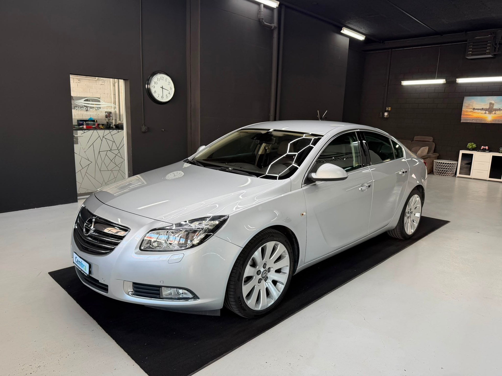 OPEL Insignia 2.8 Turbo Cosmo 4WD Automatic-image-2