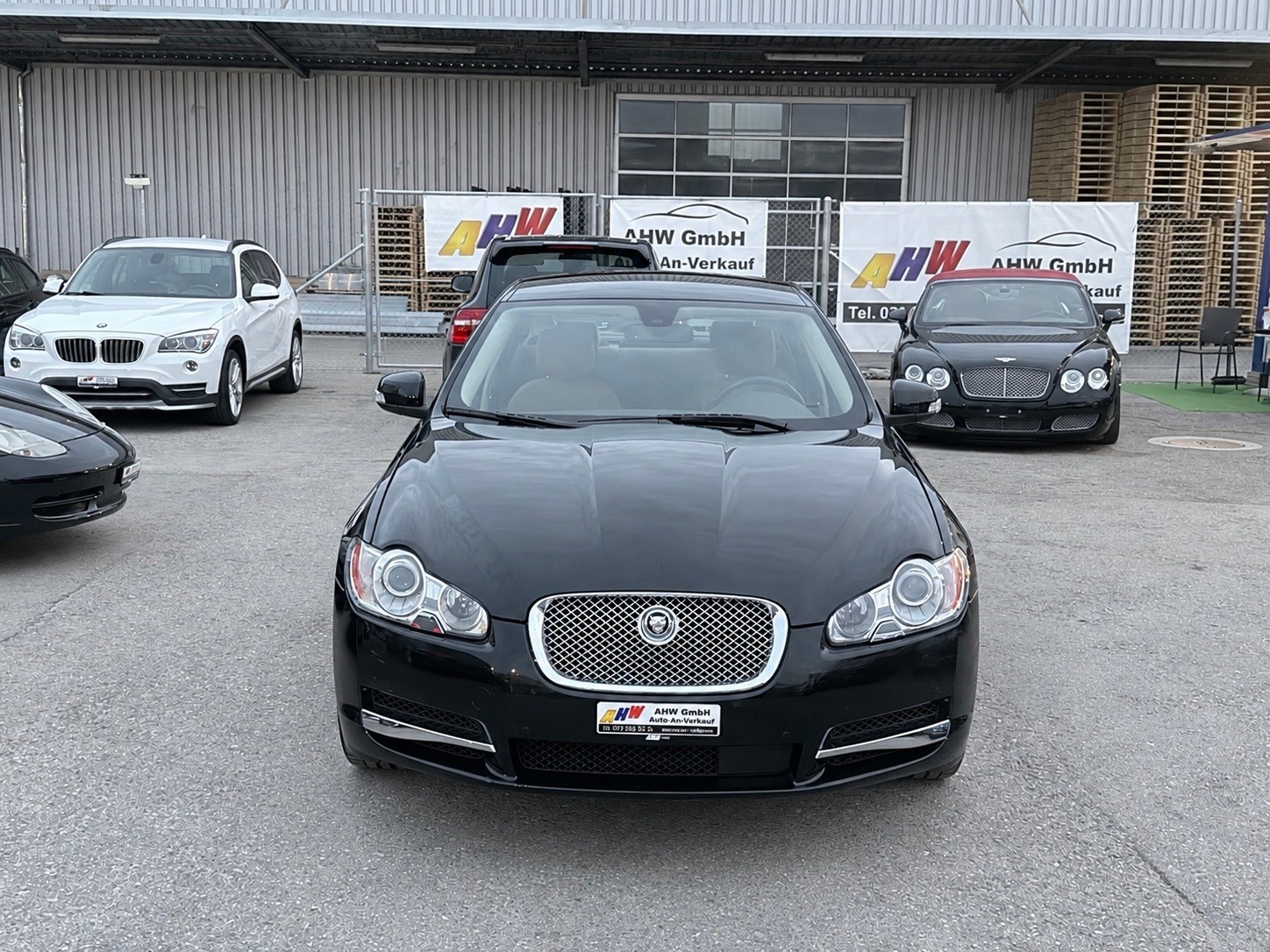 JAGUAR XF 4.2 V8 S/C / Frisch ab MFK / 8-fach bereift / Rückfahrkamera / Keyless Go / Sitzlüftung-image-1