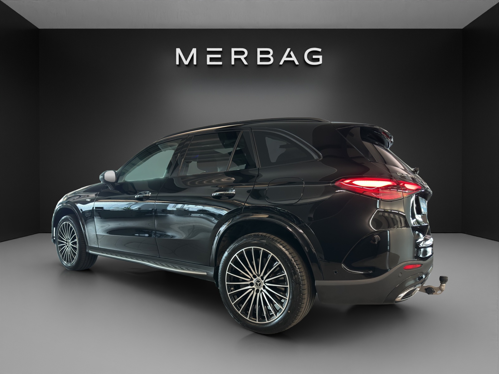 MERCEDES-BENZ GLC 300 e 4M 9G-Tronic-image-3