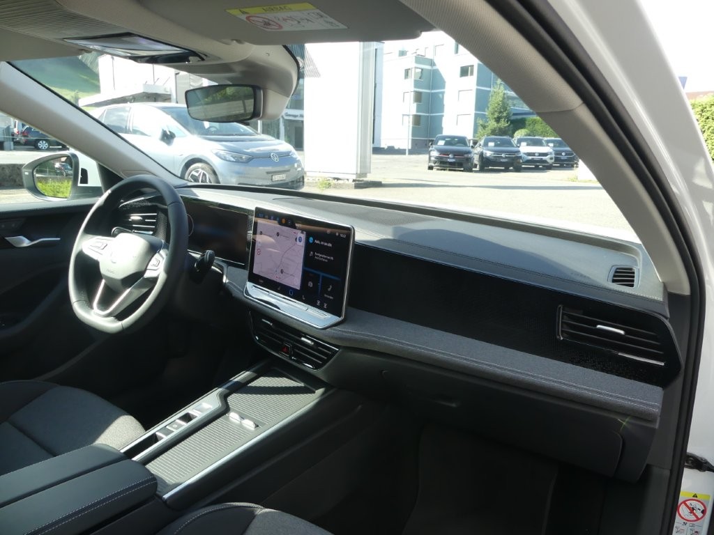 VW Passat Variant 2.0 TDI evo Basis DSG-image-8