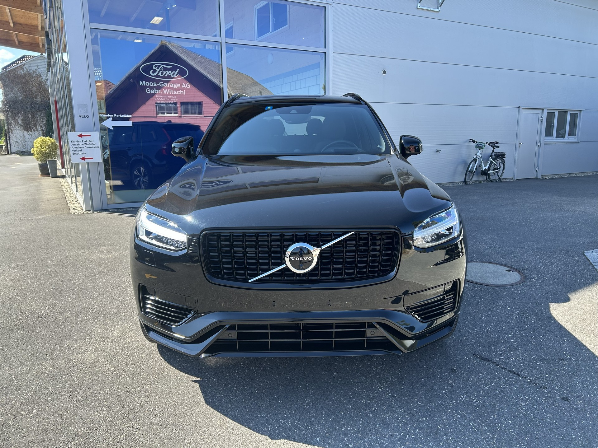 VOLVO XC90 T8 eAWD R-Design Geartronic-image-1