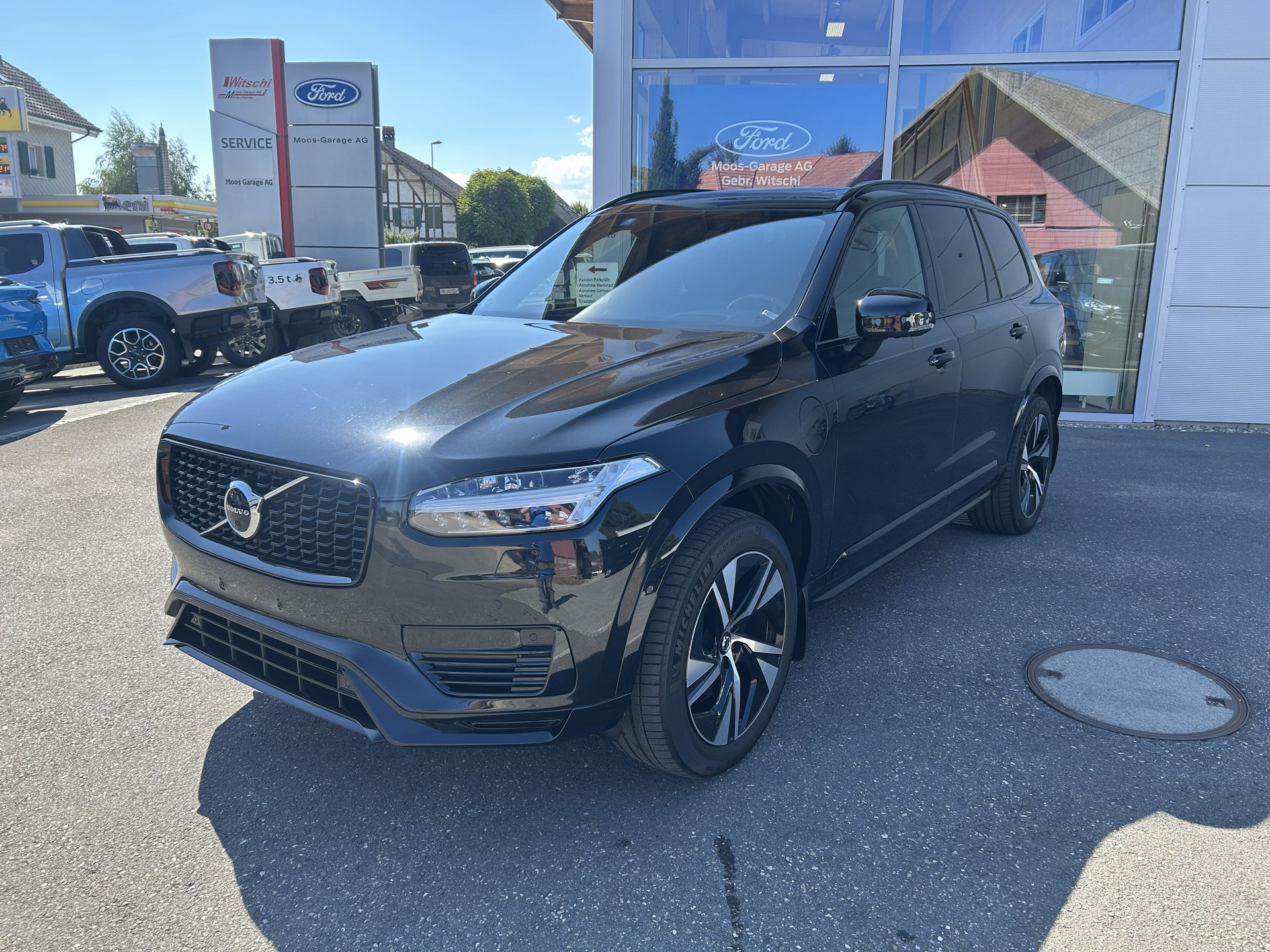 VOLVO XC90 T8 eAWD R-Design Geartronic-image-0