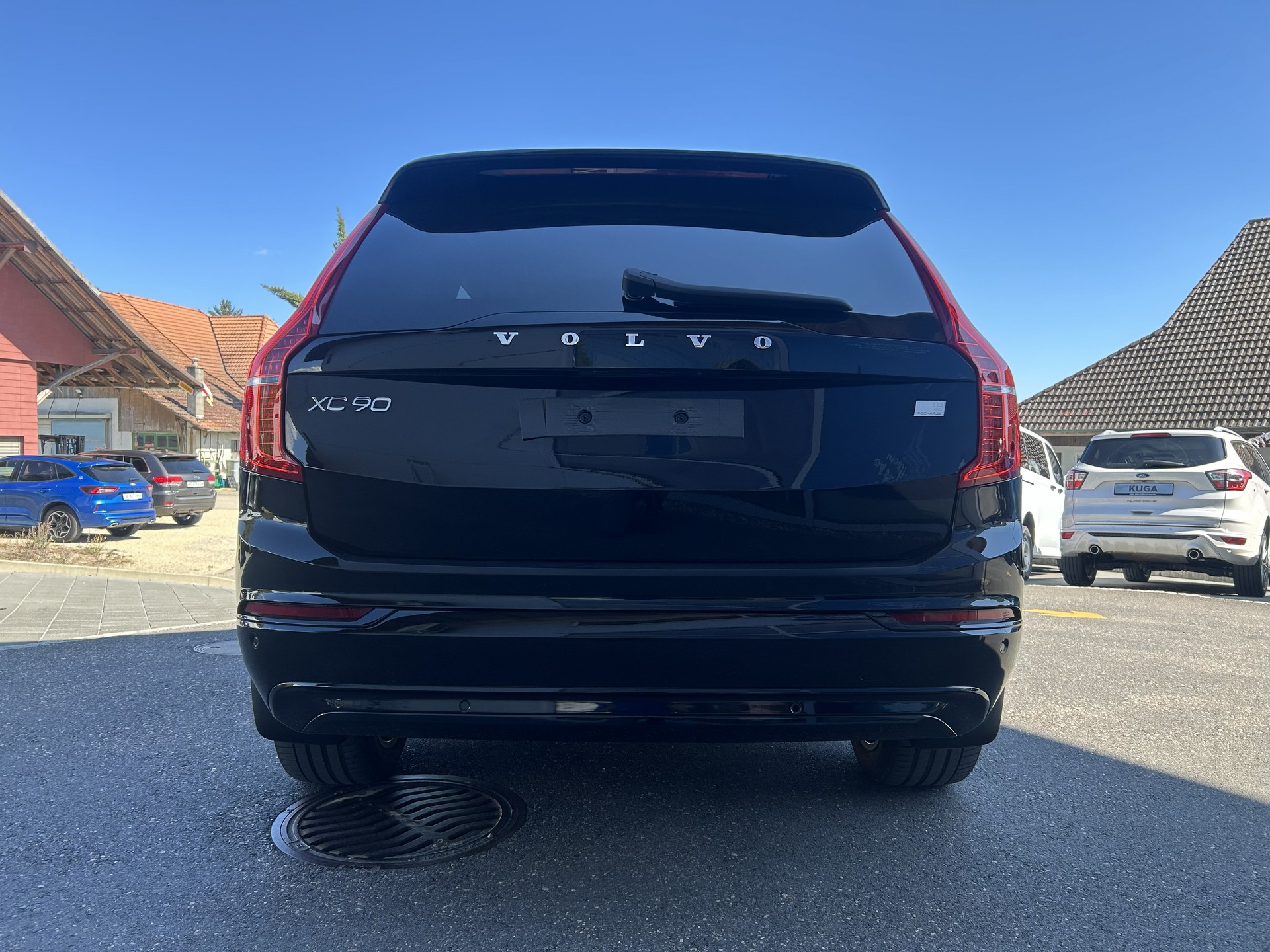 VOLVO XC90 T8 eAWD R-Design Geartronic-image-2