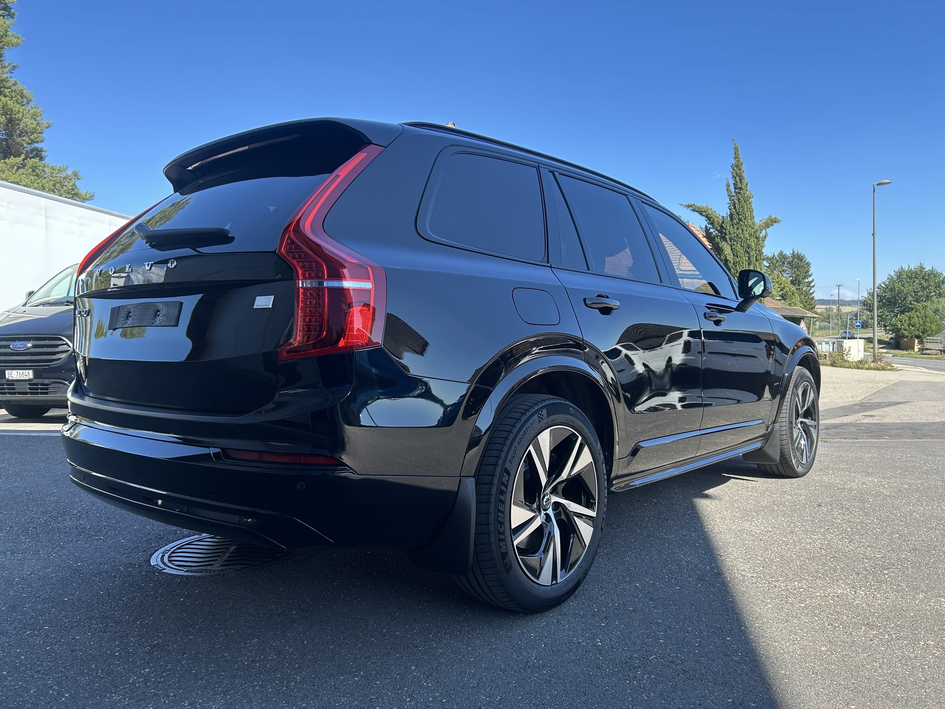 VOLVO XC90 T8 eAWD R-Design Geartronic-image-3