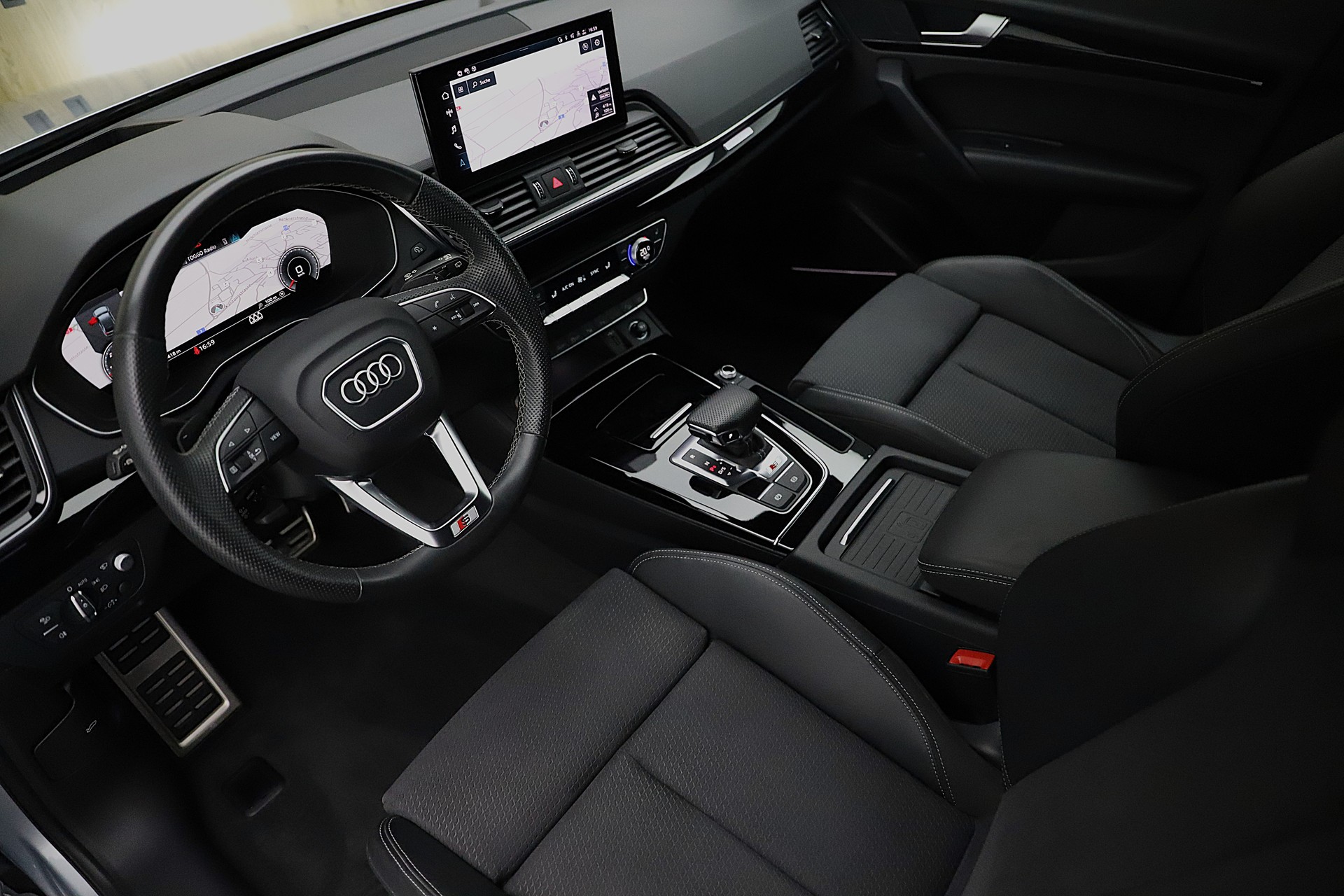 AUDI SQ5 TDI quattro tiptronic-image-4