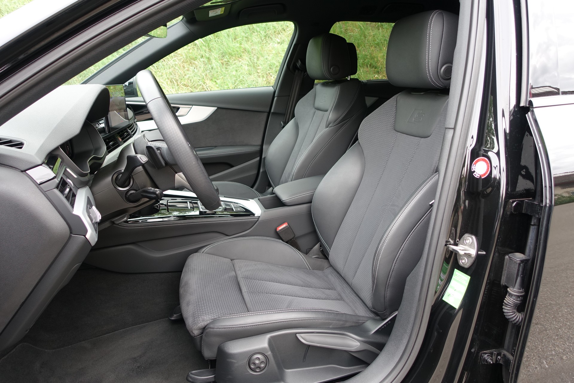 AUDI dition plus 40 TFSI 2x S line S-tronic quattro-image-5