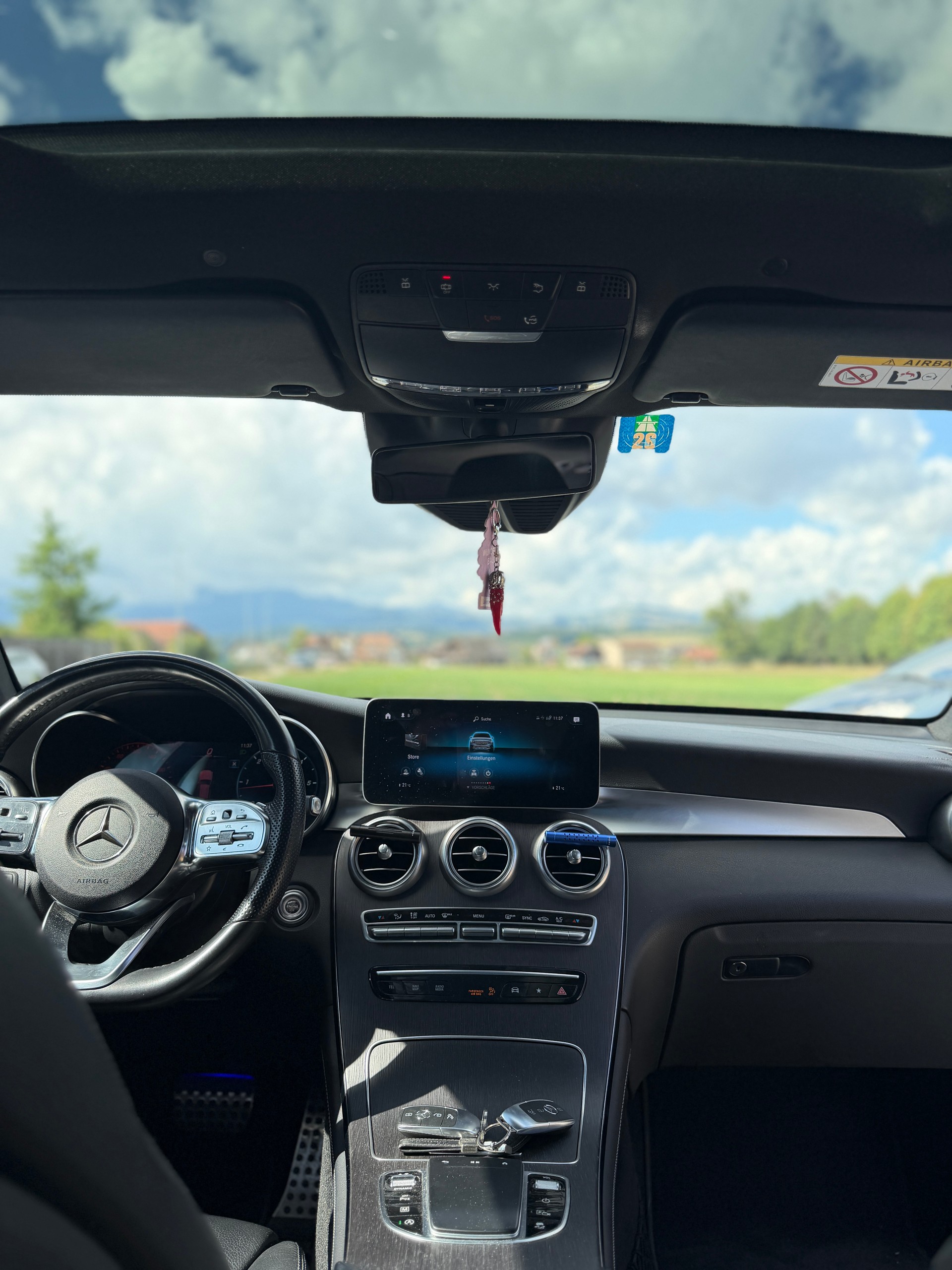 MERCEDES-BENZ GLC 300 d AMG Line 4Matic 9G-Tronic-image-12