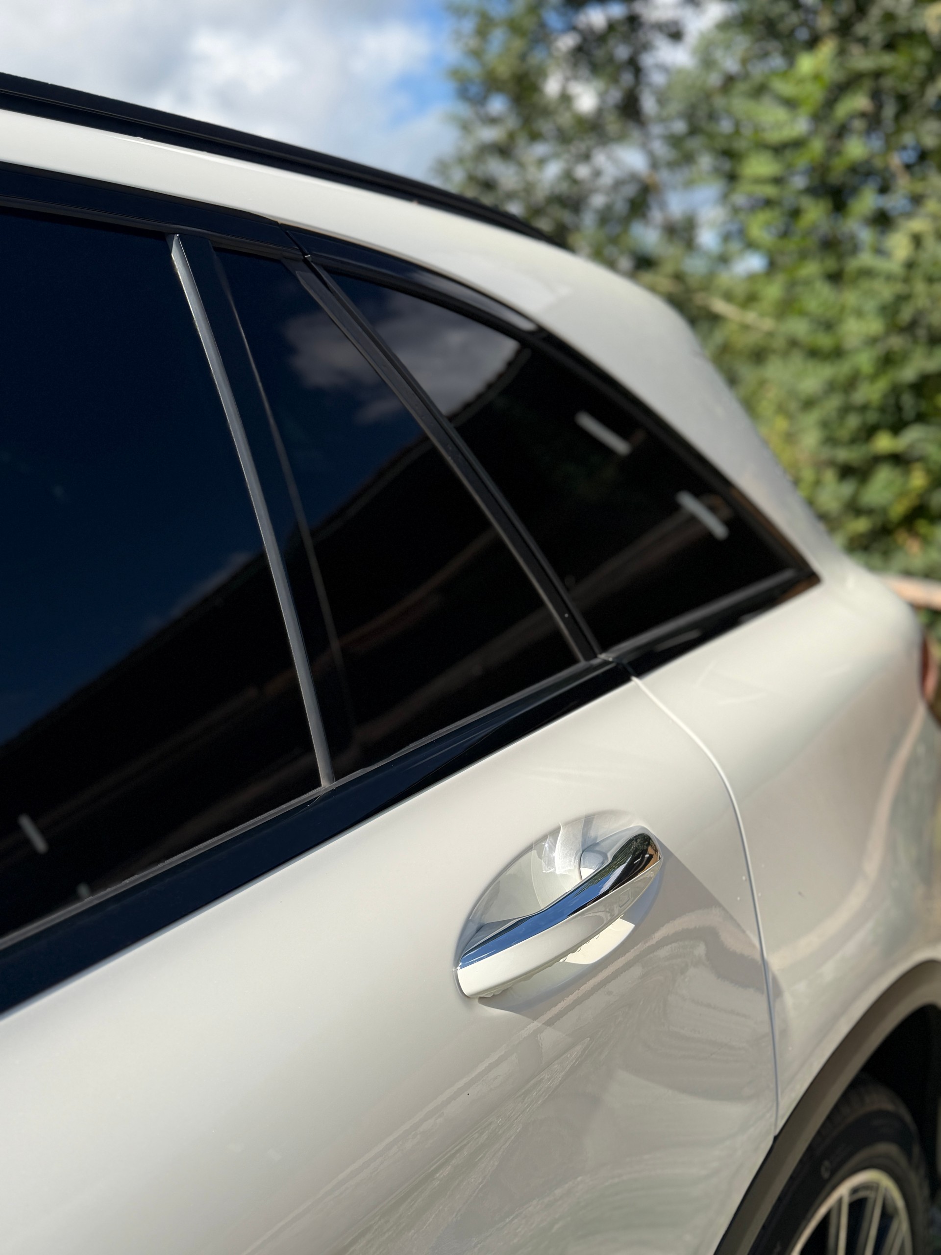 MERCEDES-BENZ GLC 300 d AMG Line 4Matic 9G-Tronic-image-30