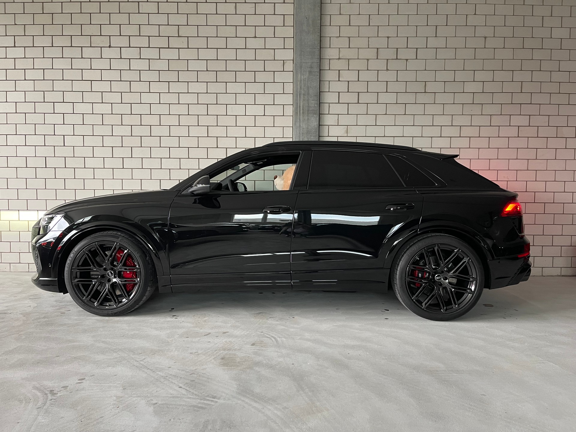 AUDI RSQ8 quattro Vollausstattung + ABT 720 PS / 920 NM - Faceliftmodell-image-0