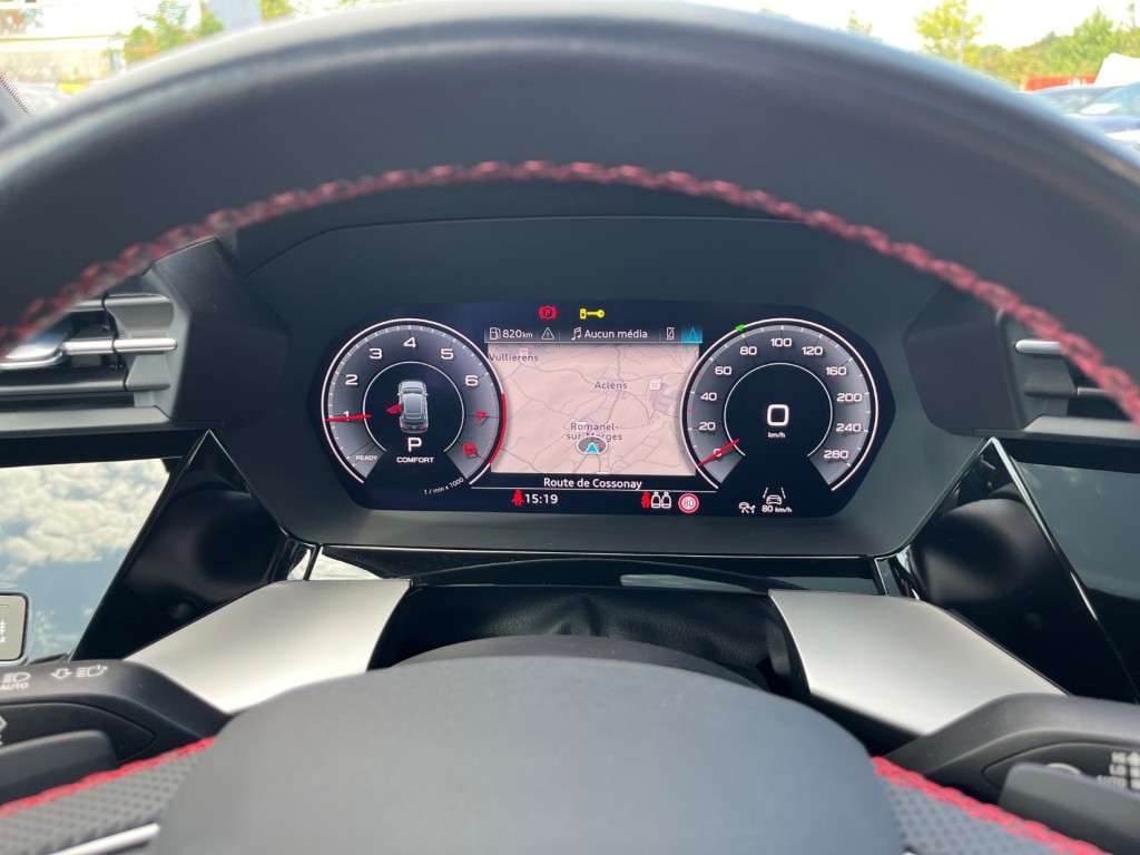AUDI A3 Sportback 35 TFSI S line Attraction S-tronic-image-13
