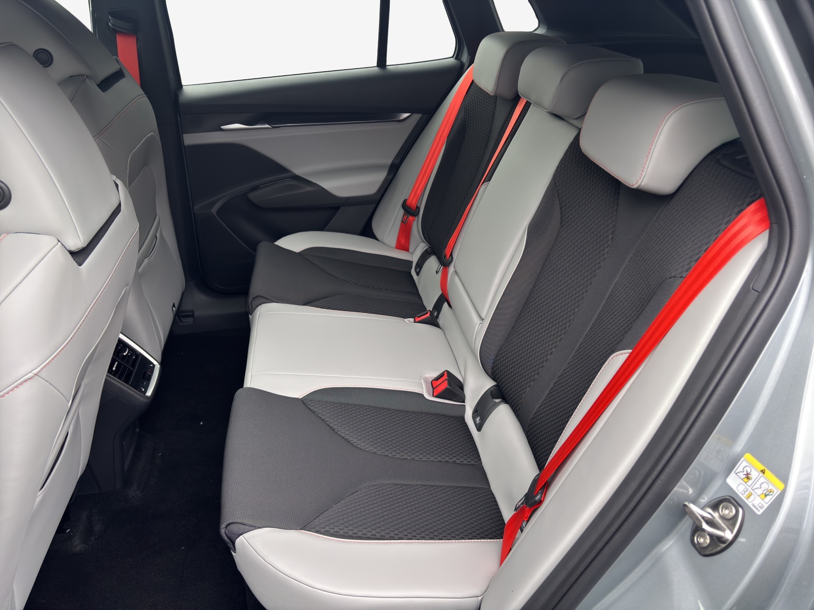 SKODA Elroq 85x Selection 4x4-image-11