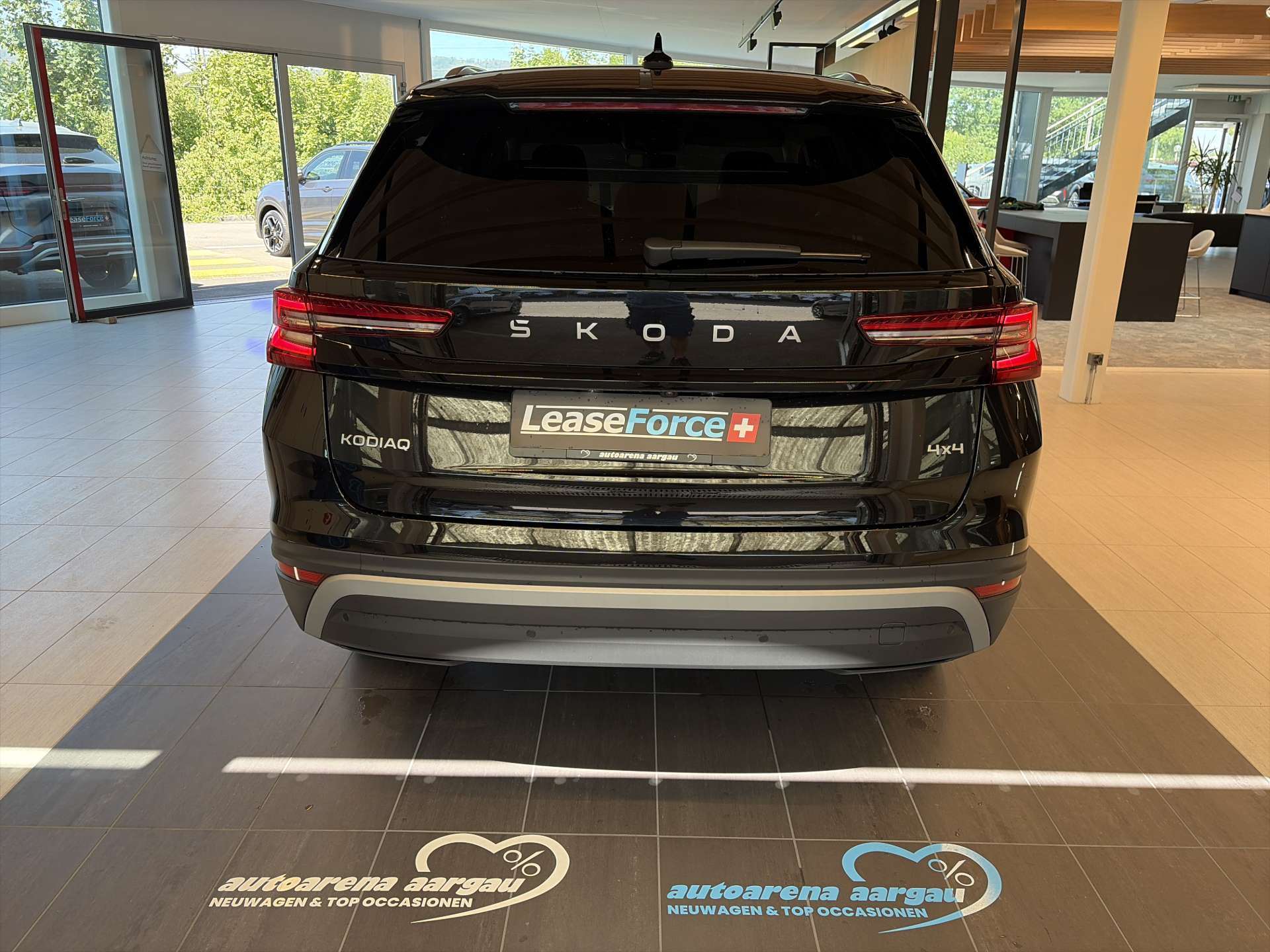 SKODA Kodiaq 2.0 TDi Selection 4x4 7-Plätzer DSG-Automat-image-11
