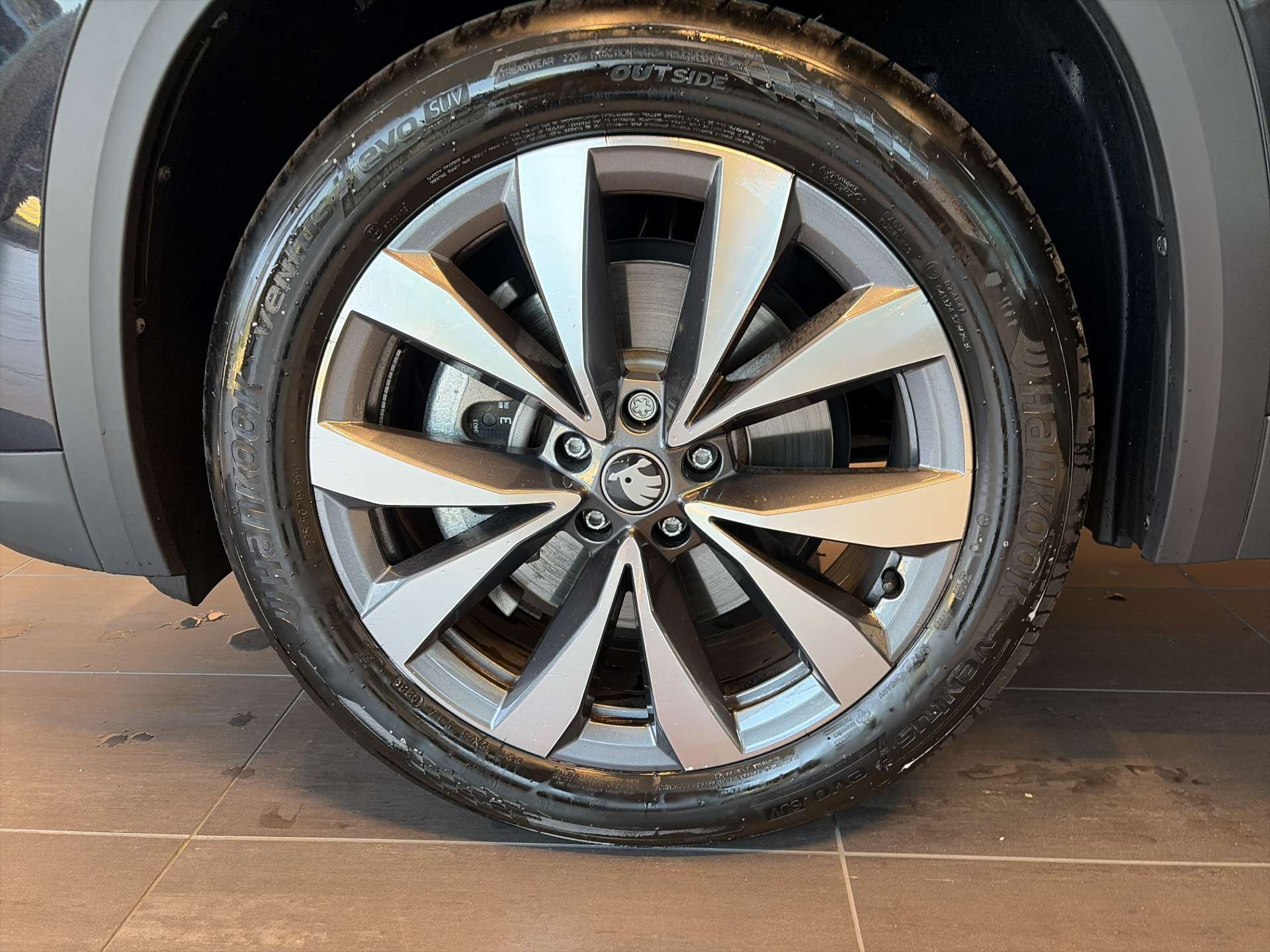 SKODA Kodiaq 2.0 TDi Selection 4x4 7-Plätzer DSG-Automat-image-7