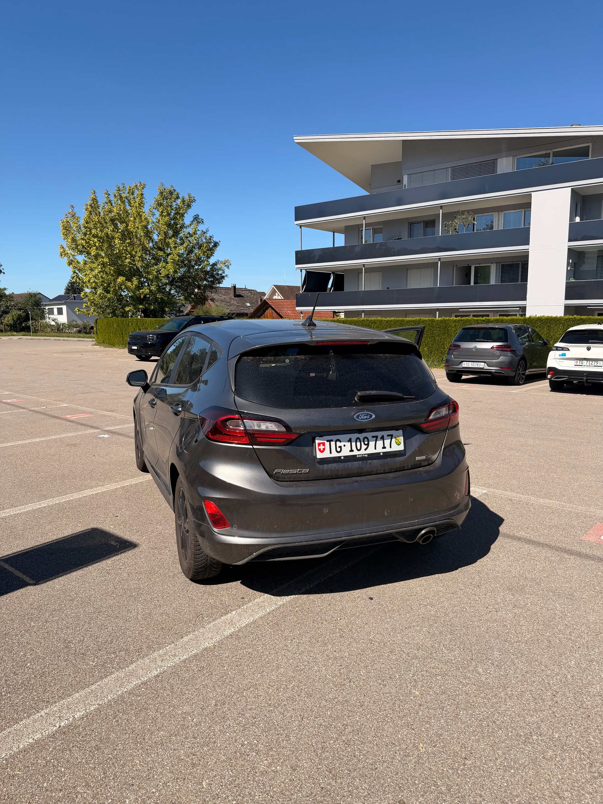 FORD 1.0 EcoB Hybrid ST-Line-image-1