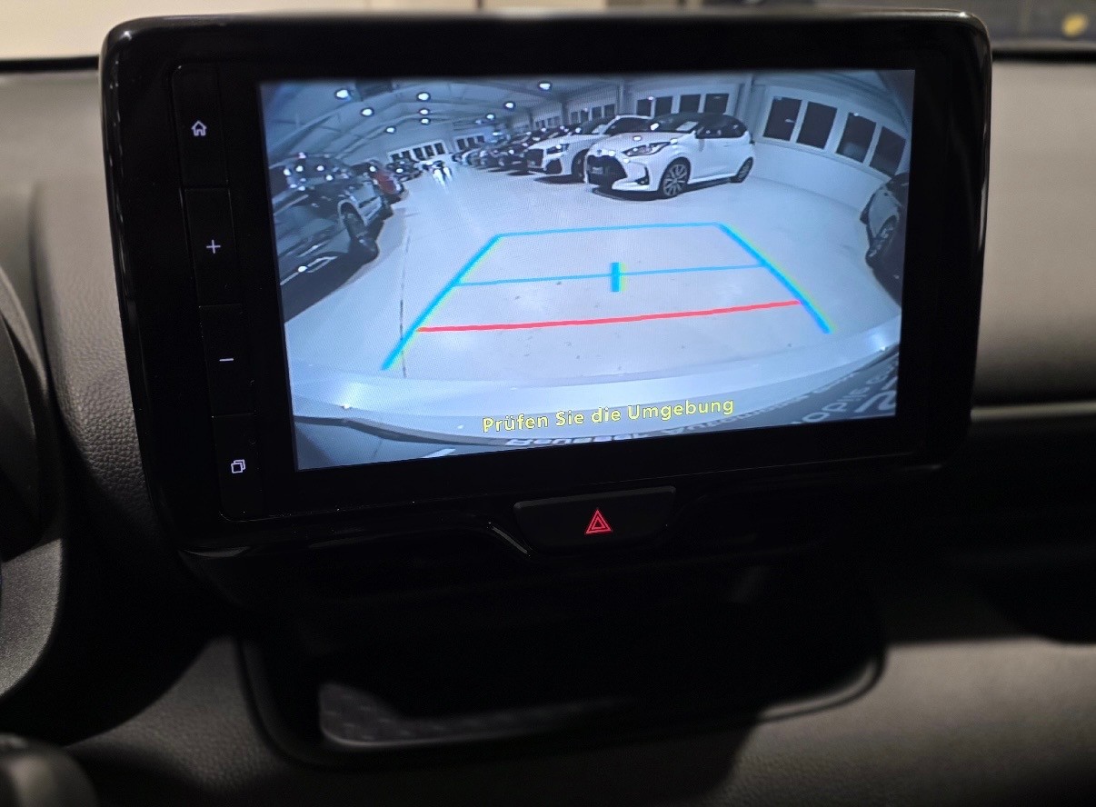 TOYOTA Yaris 1.5 VVT-i HSD CVT Teamplayer-image-6