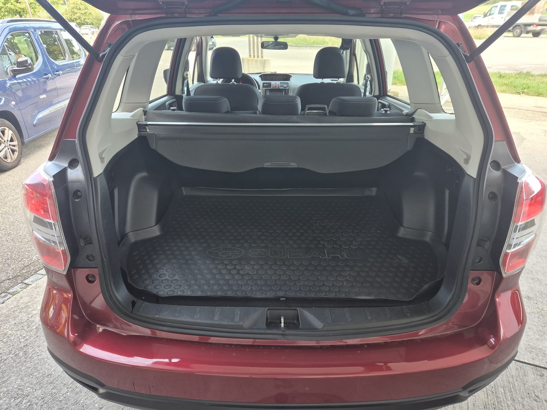 SUBARU Forester 2.0i Swiss Lineartronic-image-13