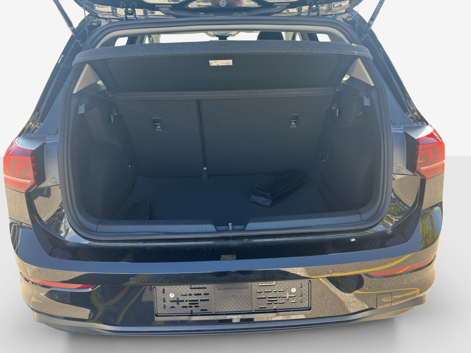 VW Golf 1.5 e TSI mHEV Value DSG-image-12