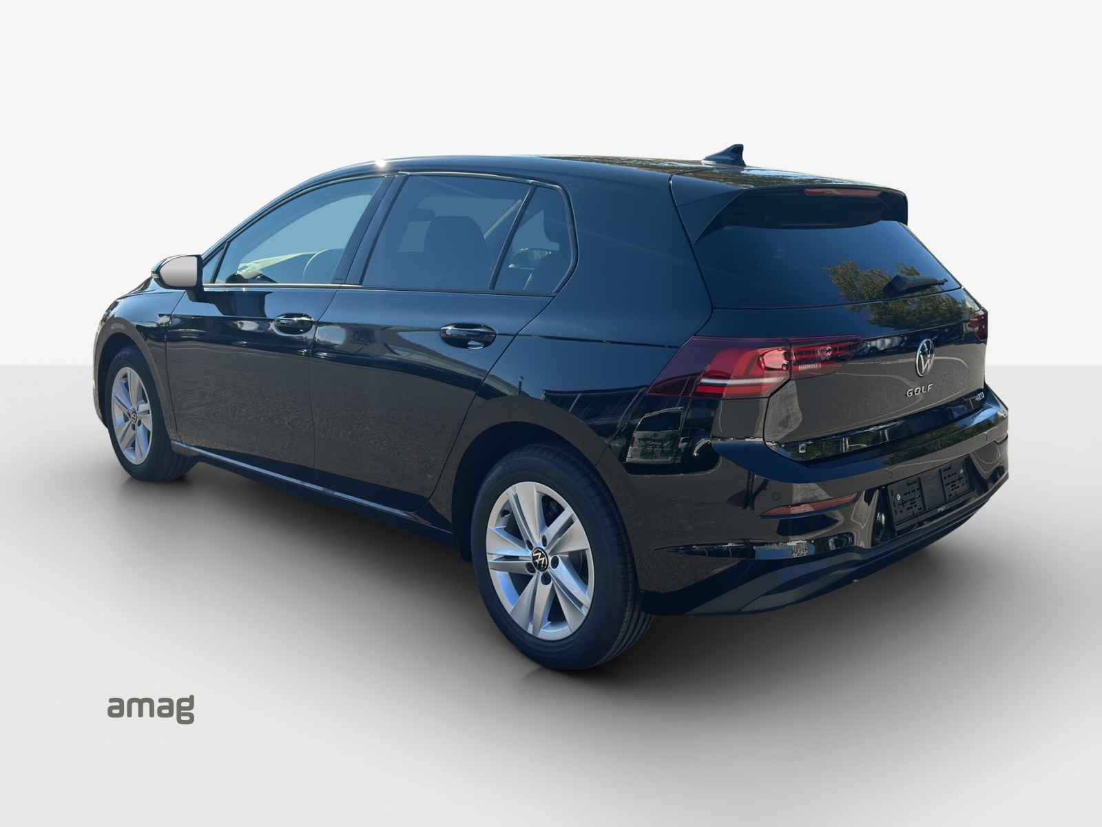 VW Golf 1.5 e TSI mHEV Value DSG-image-2