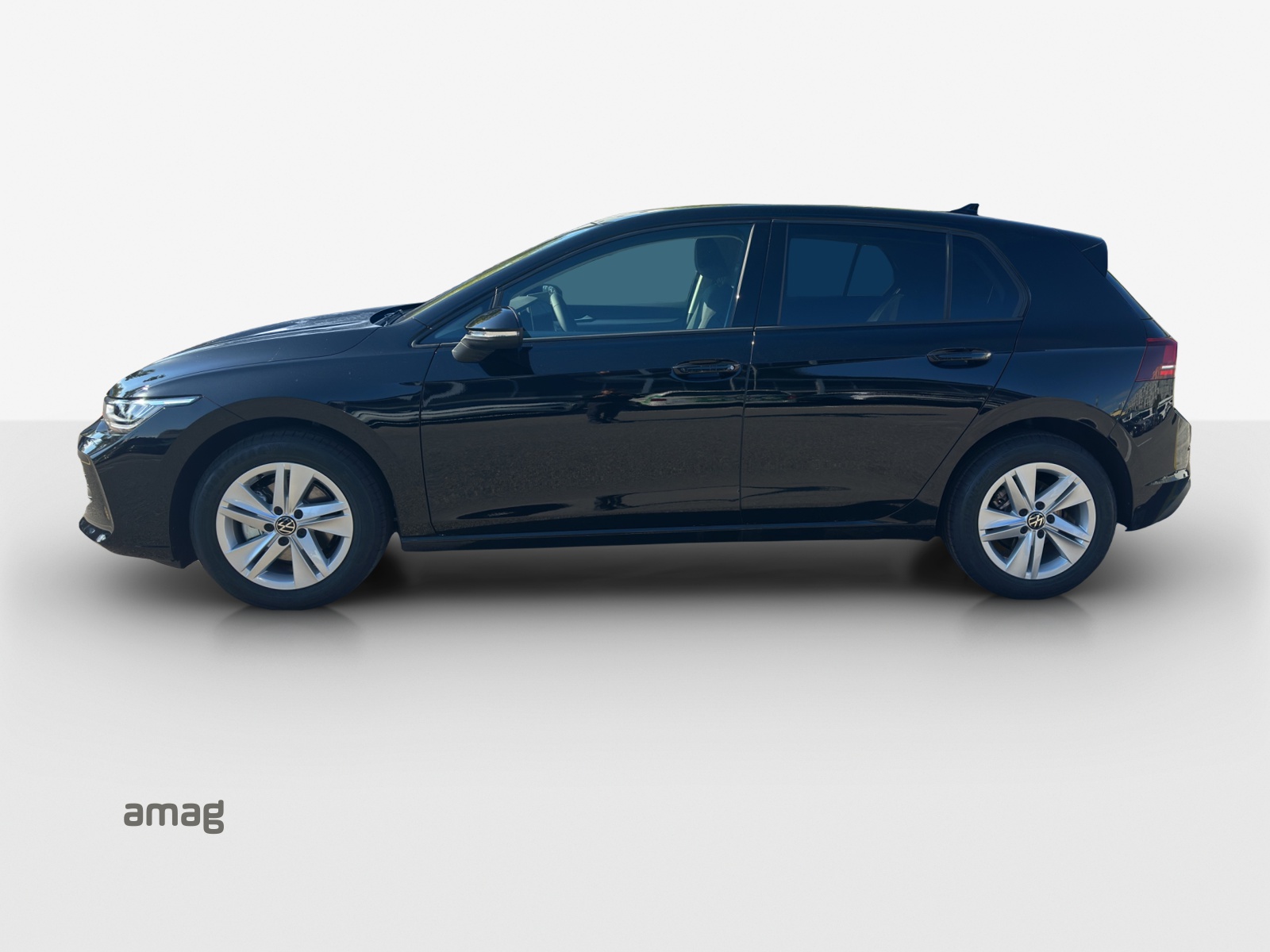 VW Golf 1.5 e TSI mHEV Value DSG-image-1