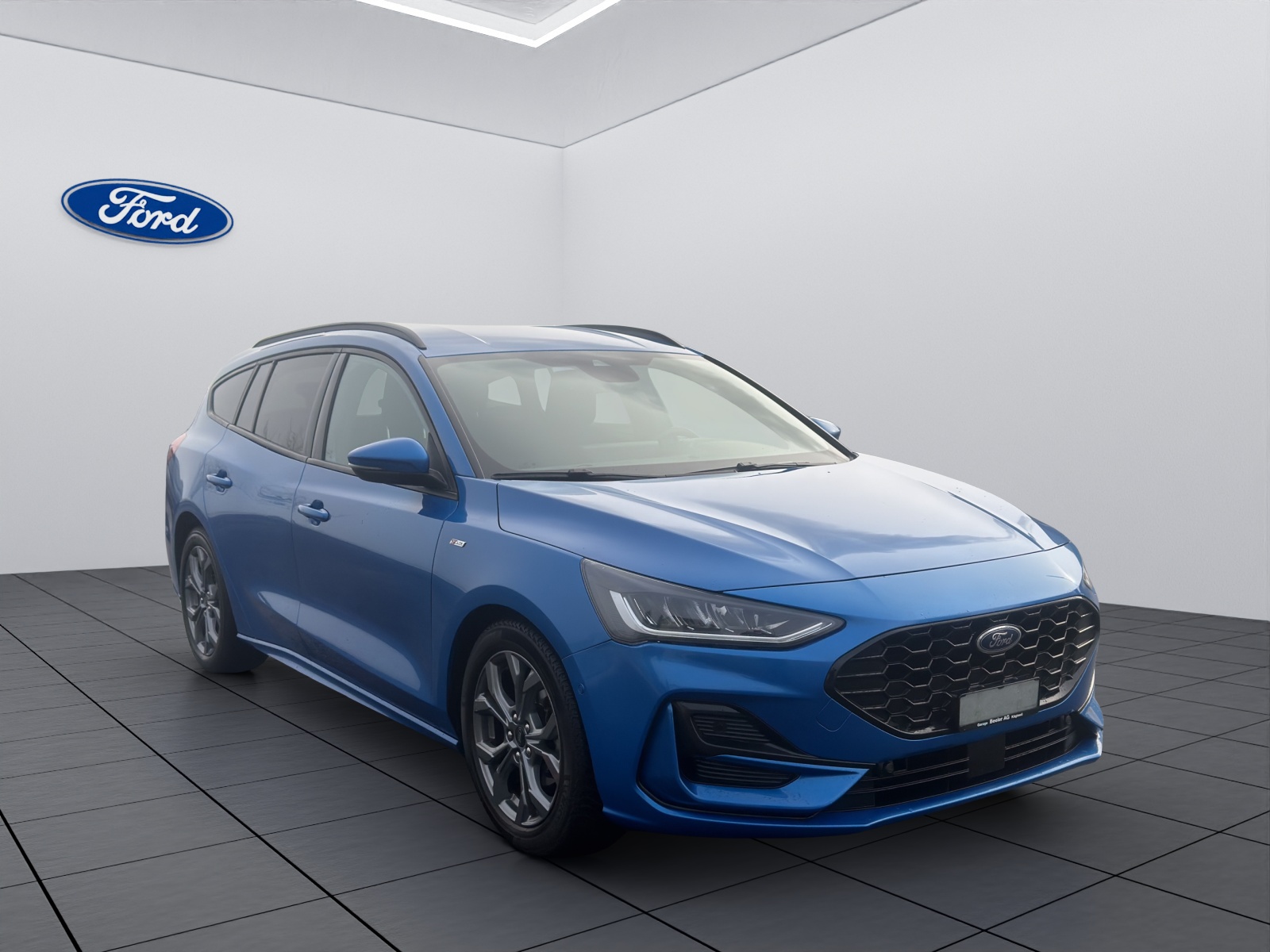 FORD Focus Station Wagon 1.0i EcoB Hybrid 155 ST-Line-image-2