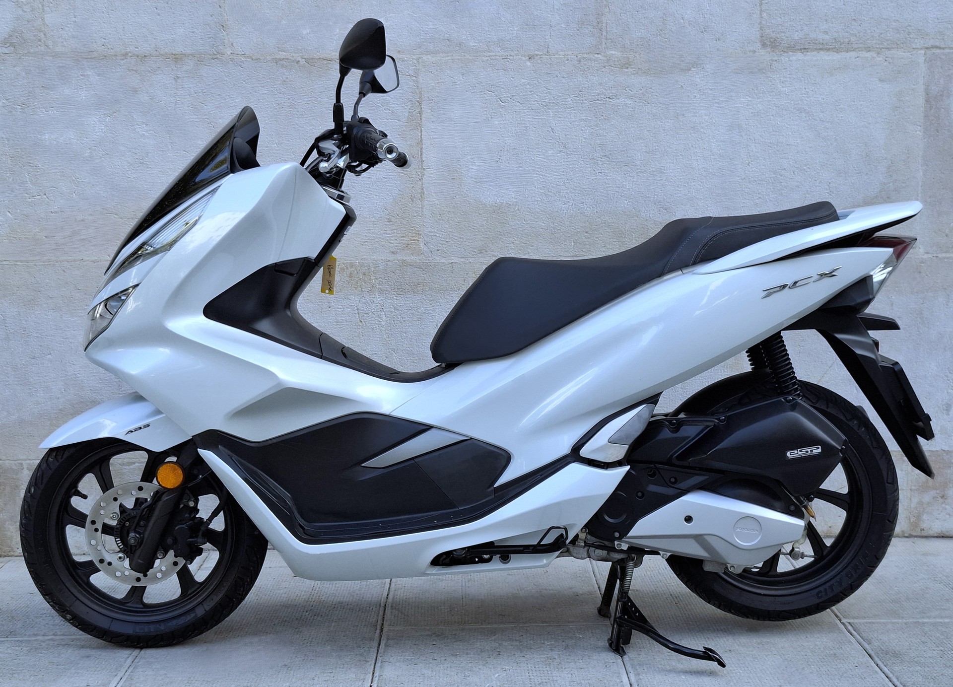 HONDA PCX 125 i ABS-showroom-element-2