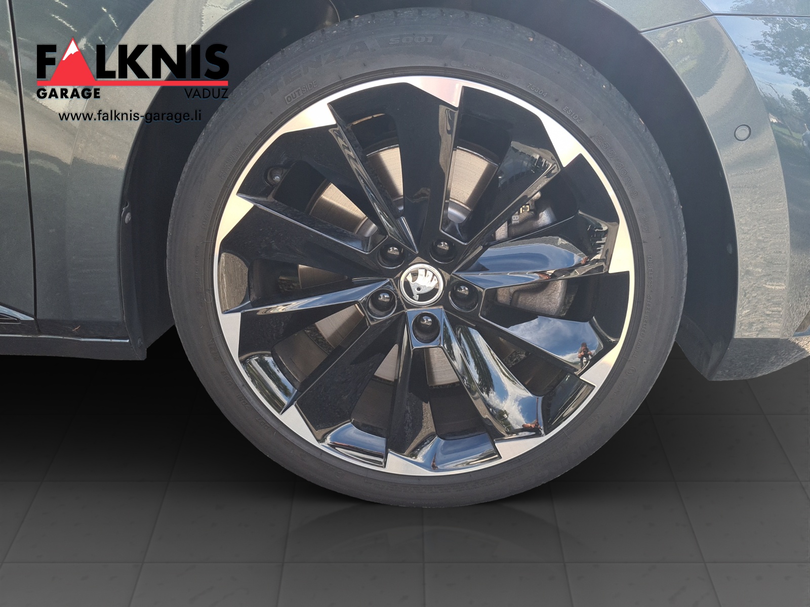 SKODA Superb Combi 2.0 TSI SportLine 4x4 DSG-image-14