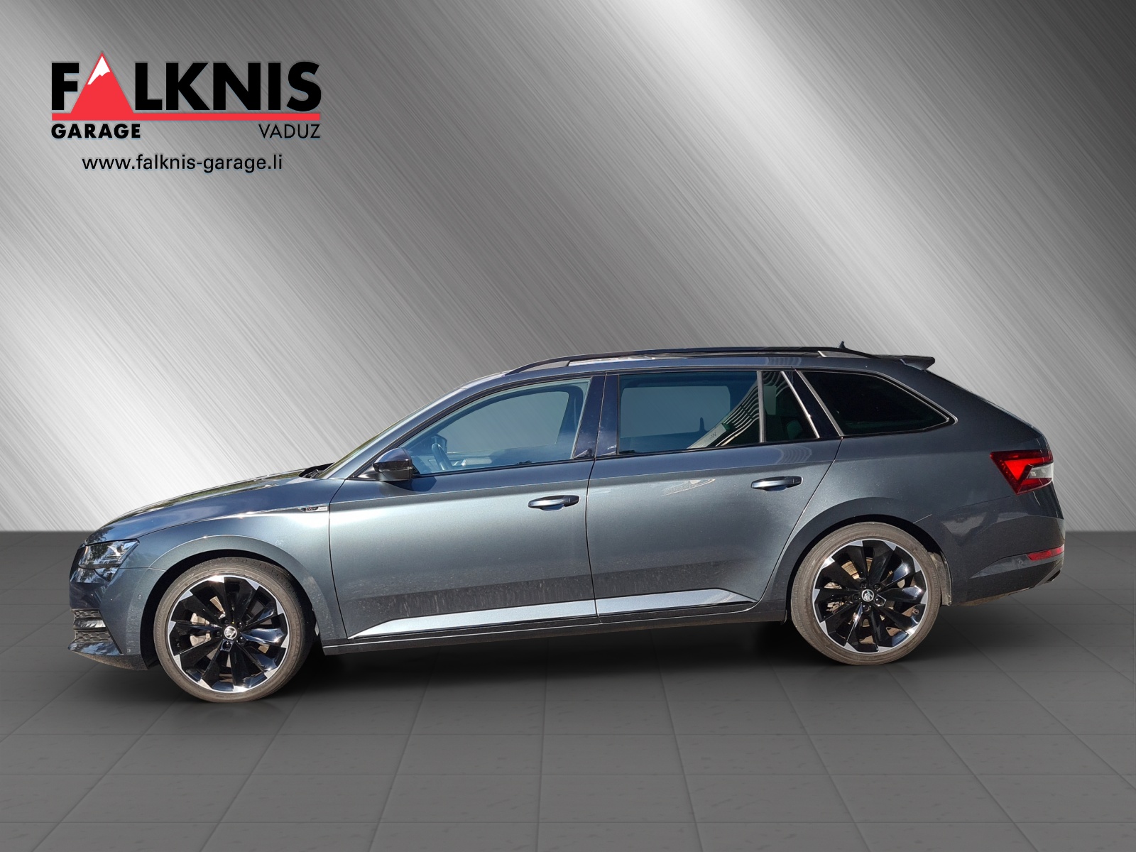 SKODA Superb Combi 2.0 TSI SportLine 4x4 DSG-image-2