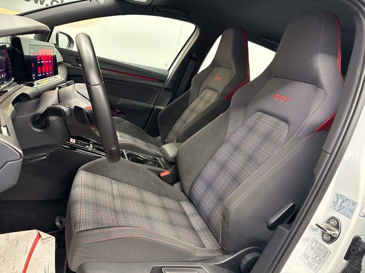 VW Golf 2.0 TSI GTI DSG-image-3