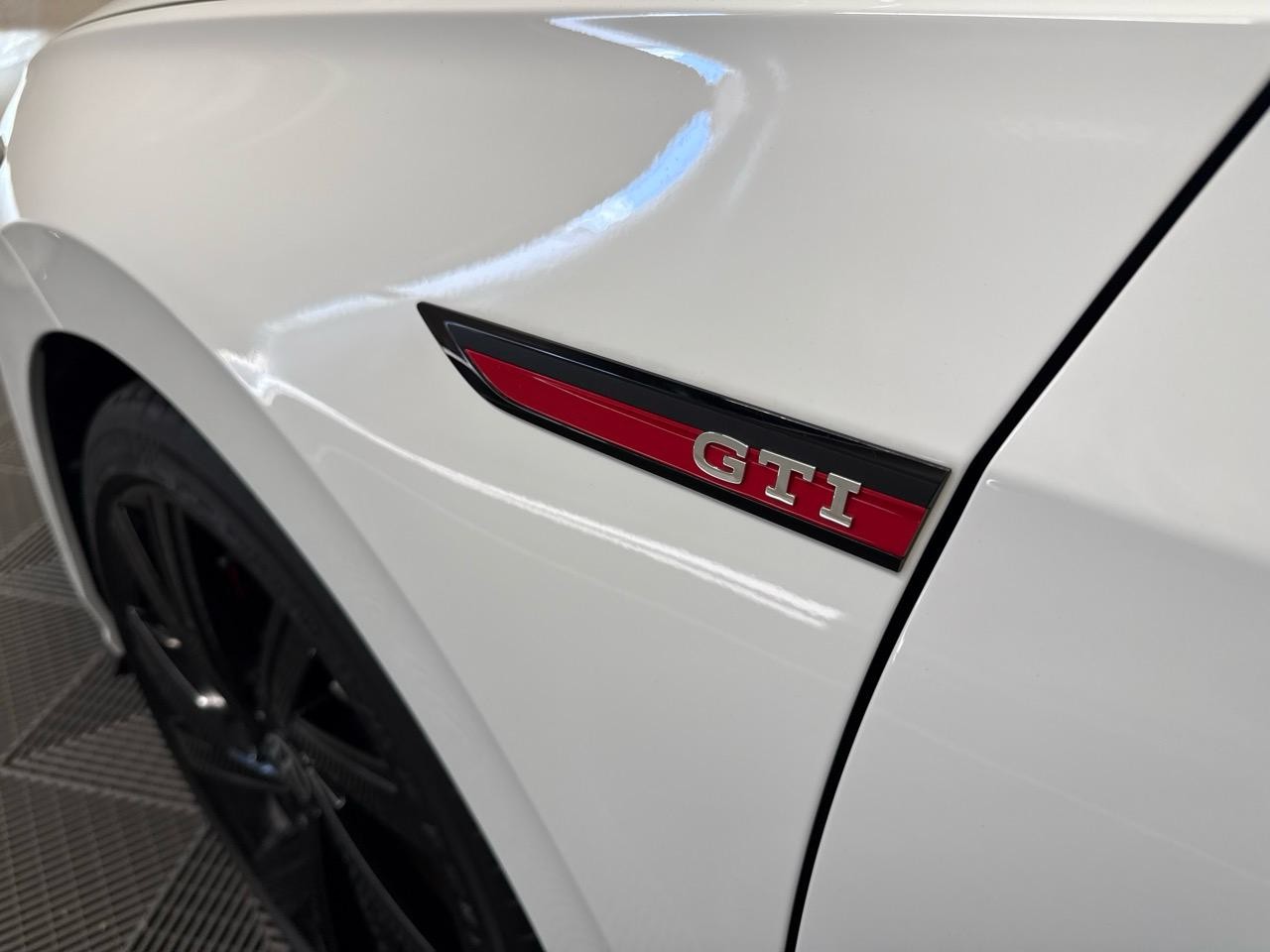 VW Golf 2.0 TSI GTI DSG-image-14