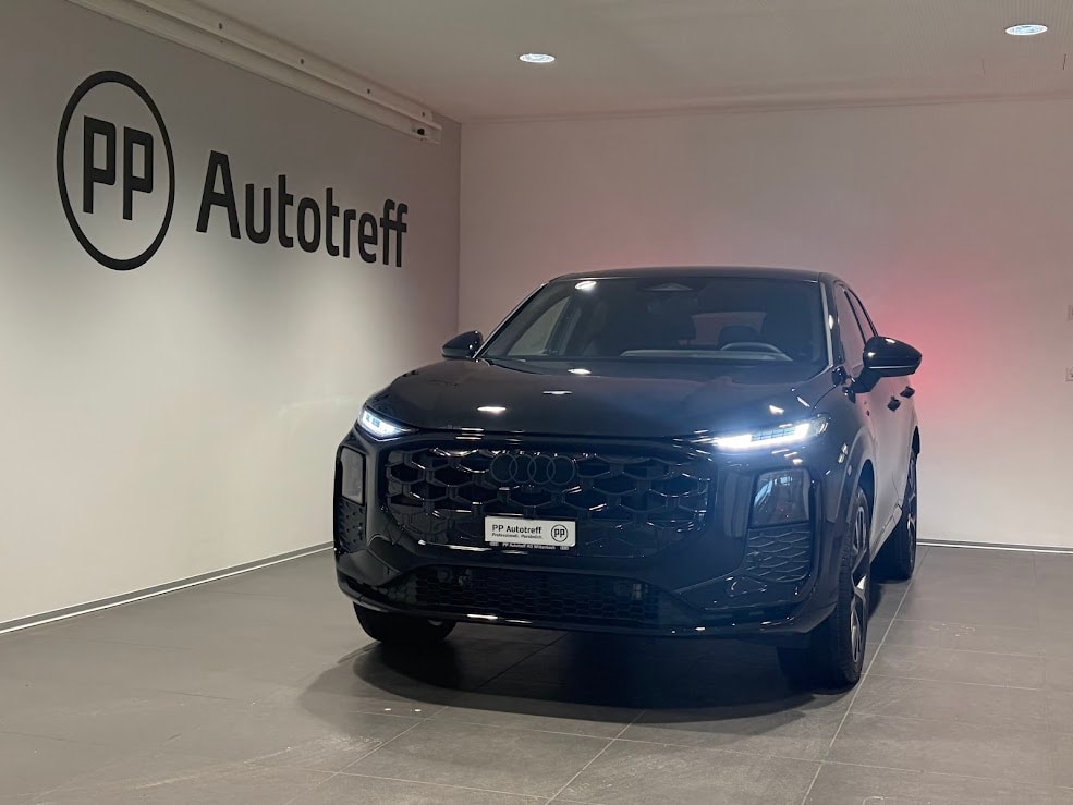 AUDI Q3 Sportback e-hybrid 200 kW S tronig-image-0