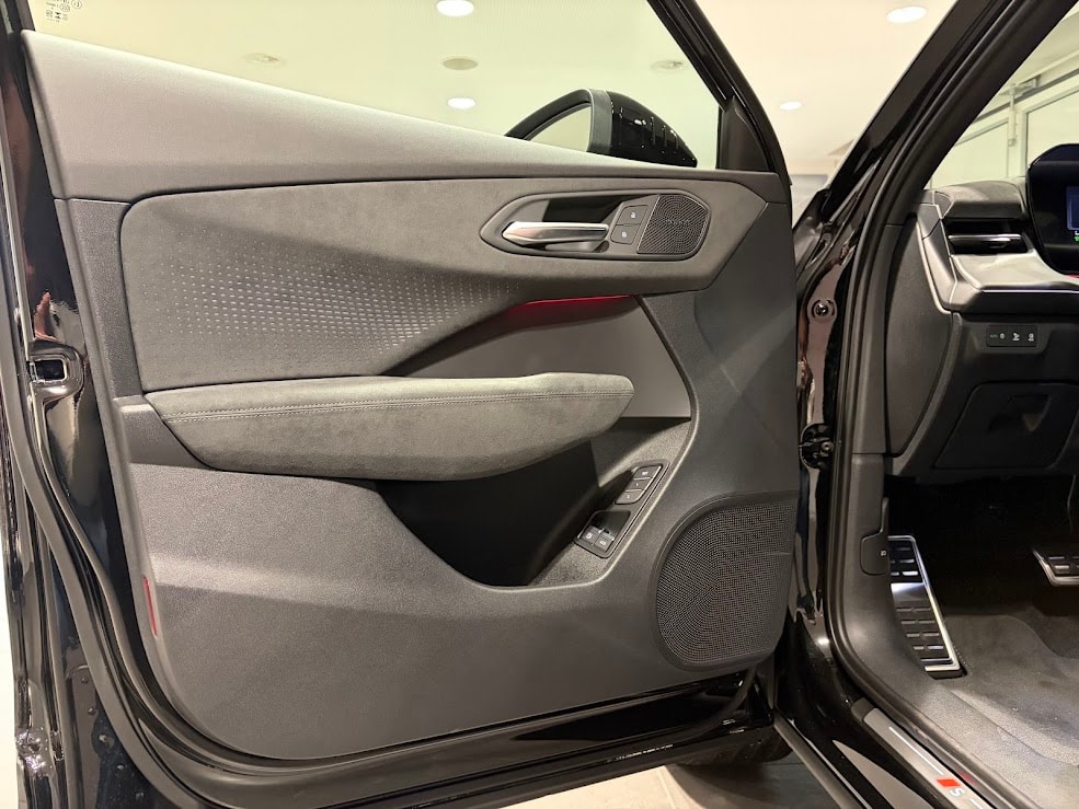 AUDI Q3 Sportback e-hybrid 200 kW S tronig-image-2