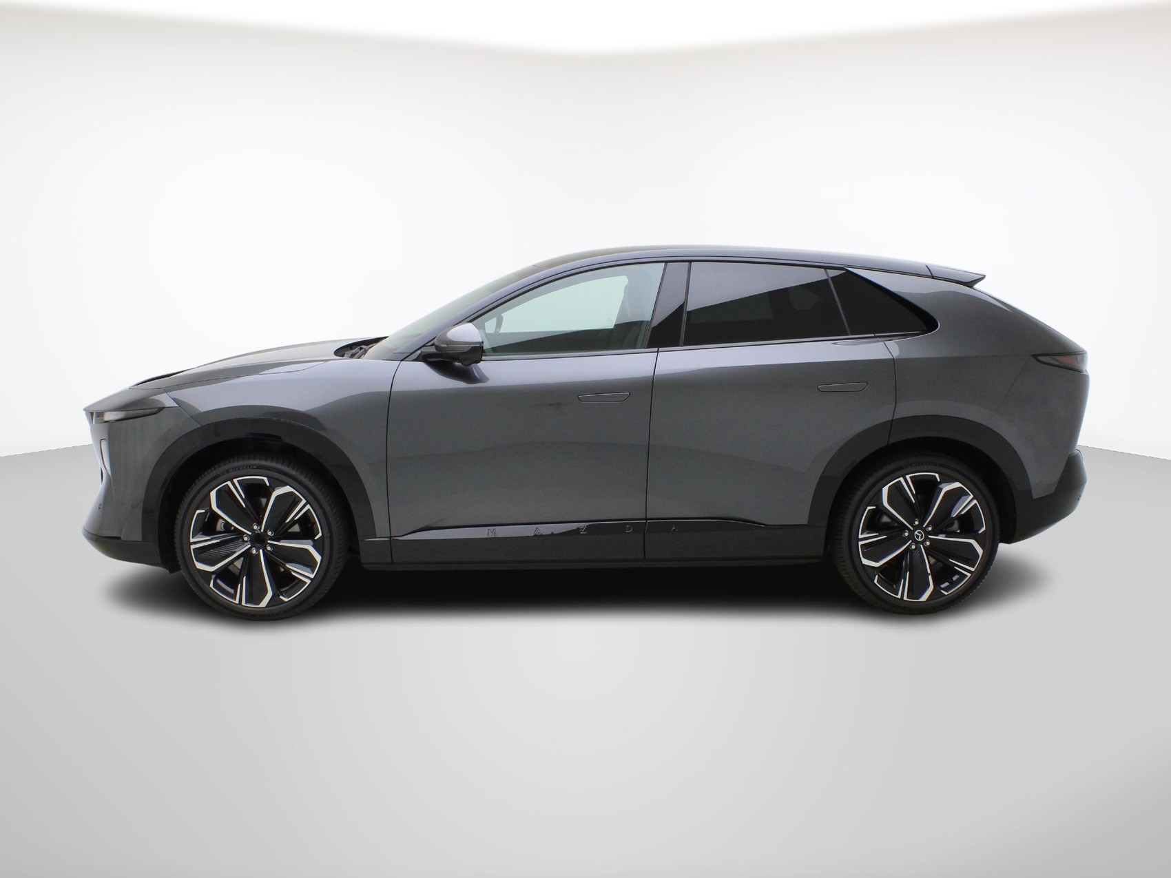 MAZDA CX-6e Takumi-image-1