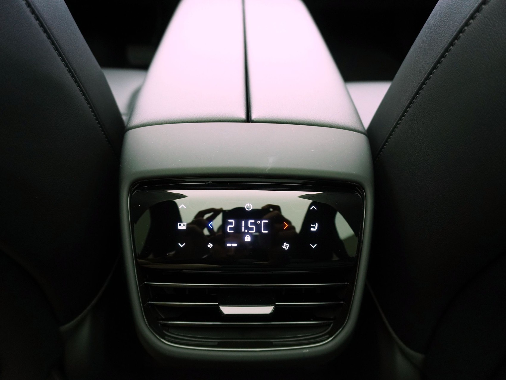 MAZDA CX-6e Takumi-image-15