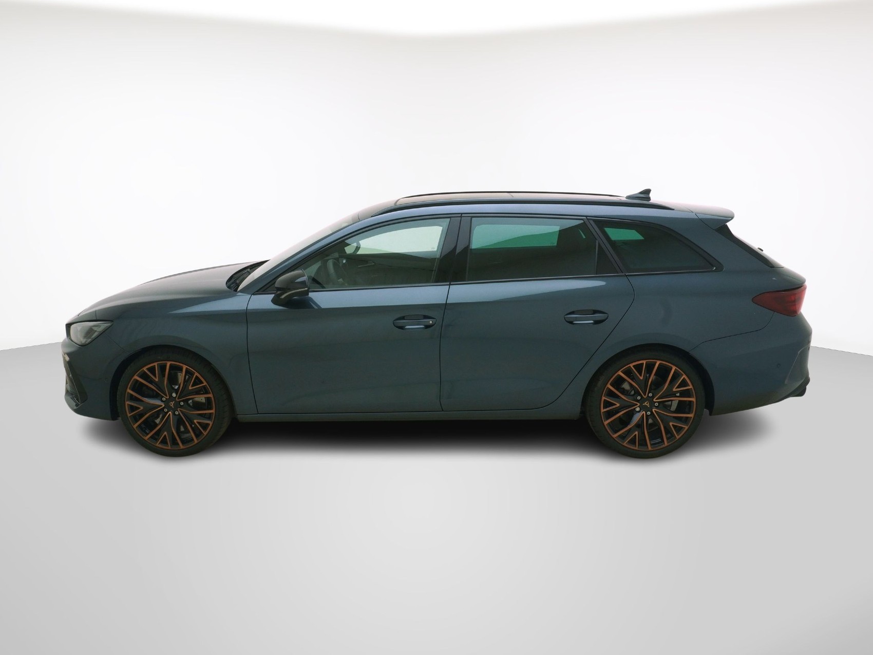 CUPRA Leon ST 2.0 TSI VZ 4Drive DSG-image-1