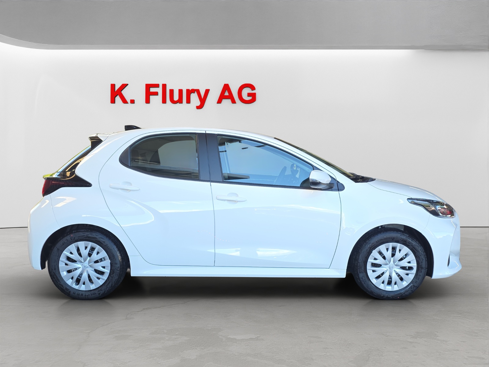TOYOTA Yaris 1.5 VVT-i HSD Comfort-image-5
