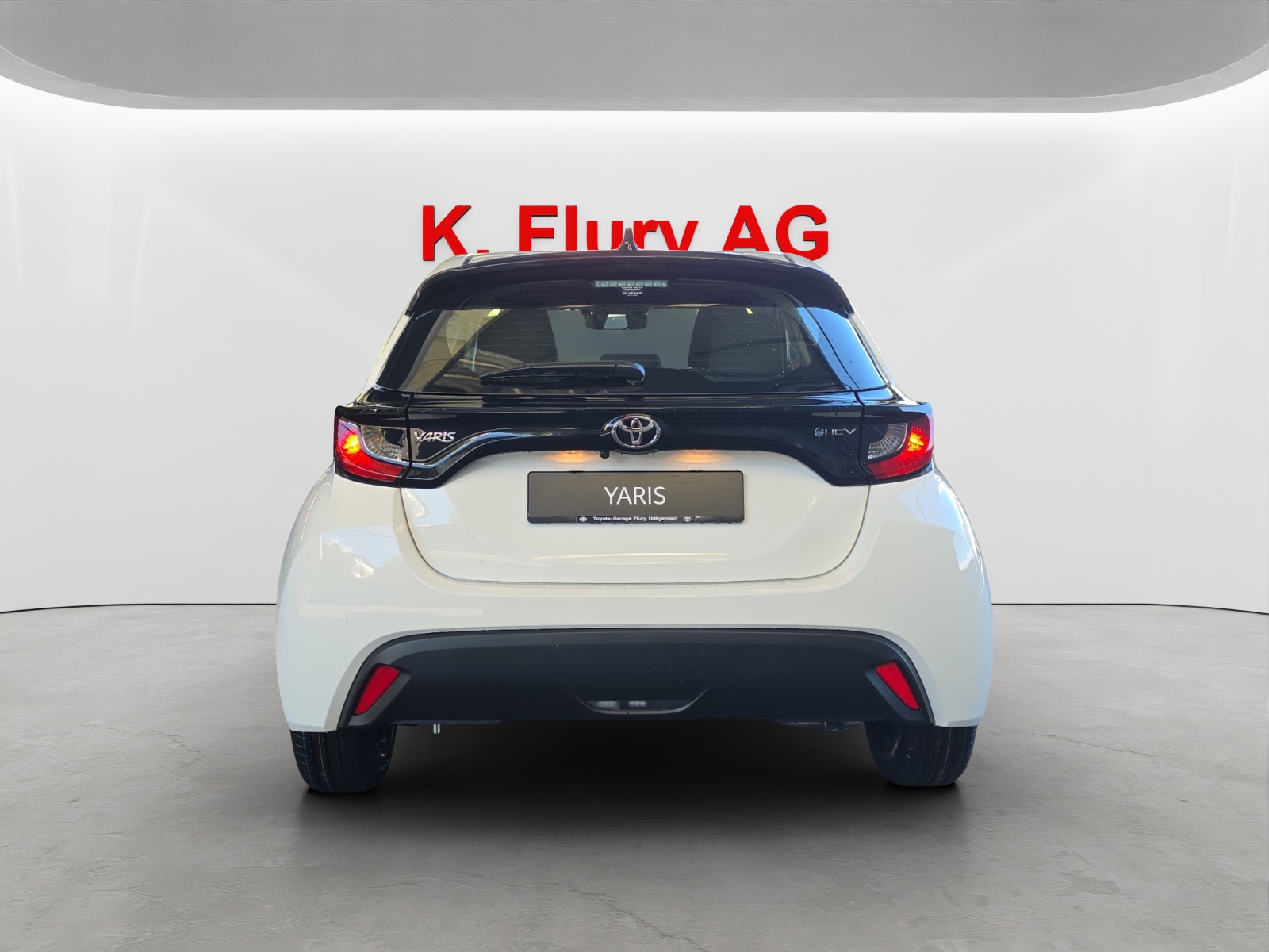 TOYOTA Yaris 1.5 VVT-i HSD Comfort-image-3