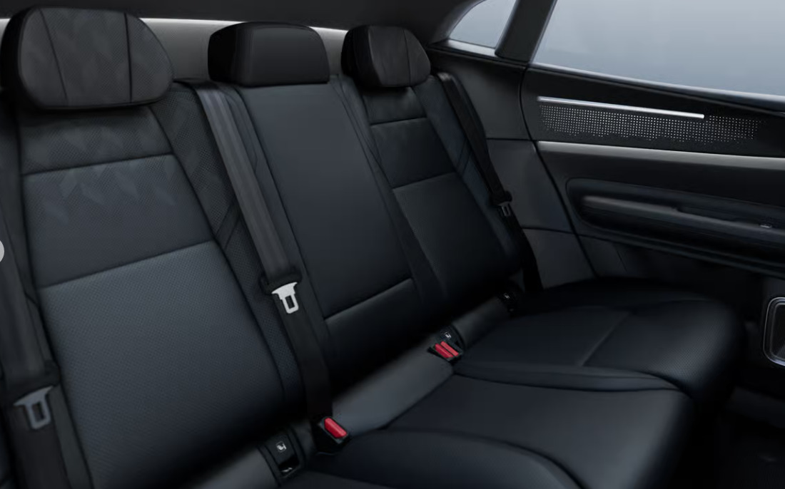 POLESTAR 4 Long Range Single Motor Prime-image-9