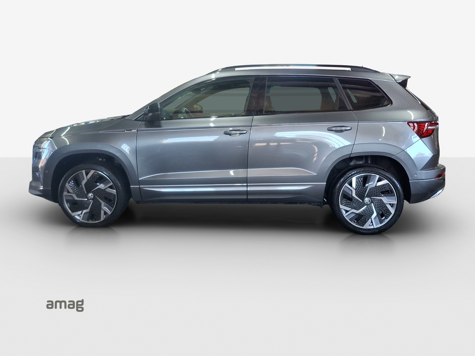 SKODA Karoq 1.5 TSI SportLine DSG-image-1