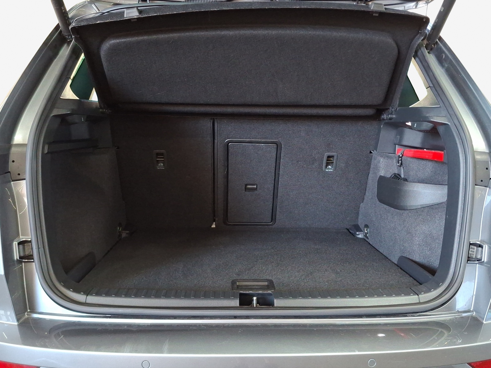 SKODA Karoq 1.5 TSI SportLine DSG-image-12