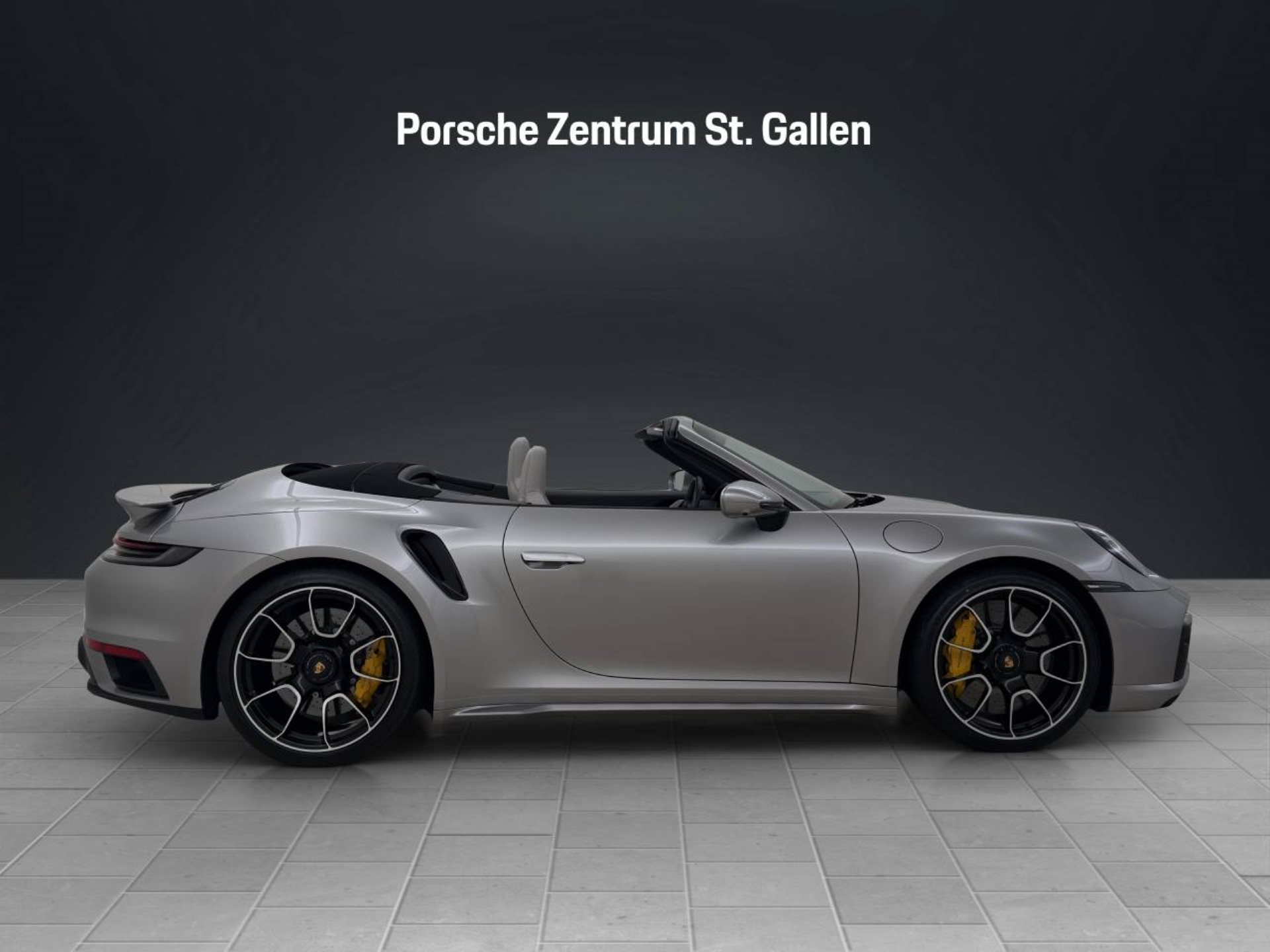PORSCHE 911 Turbo S Cabriolet-image-7