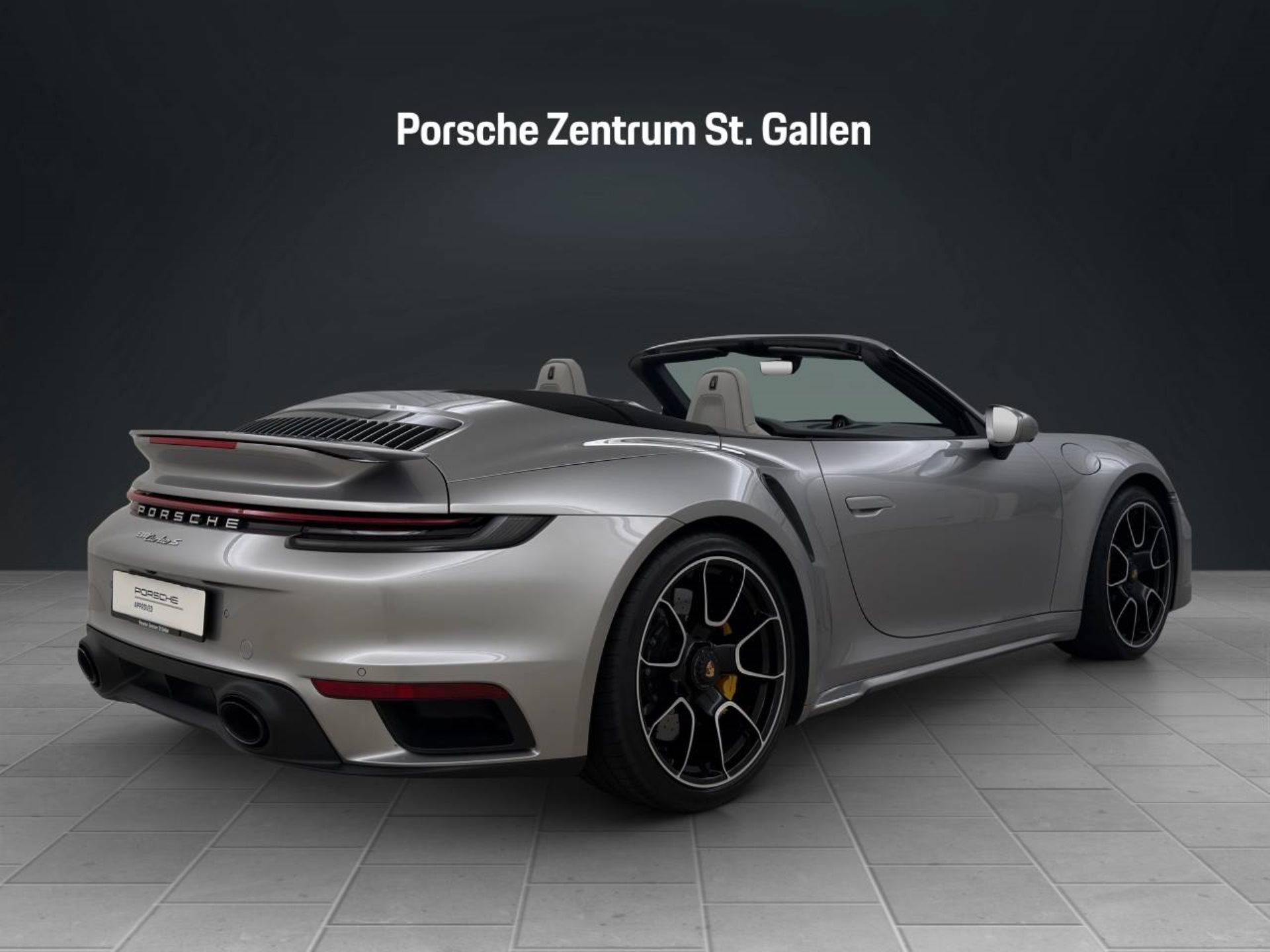 PORSCHE 911 Turbo S Cabriolet-image-6