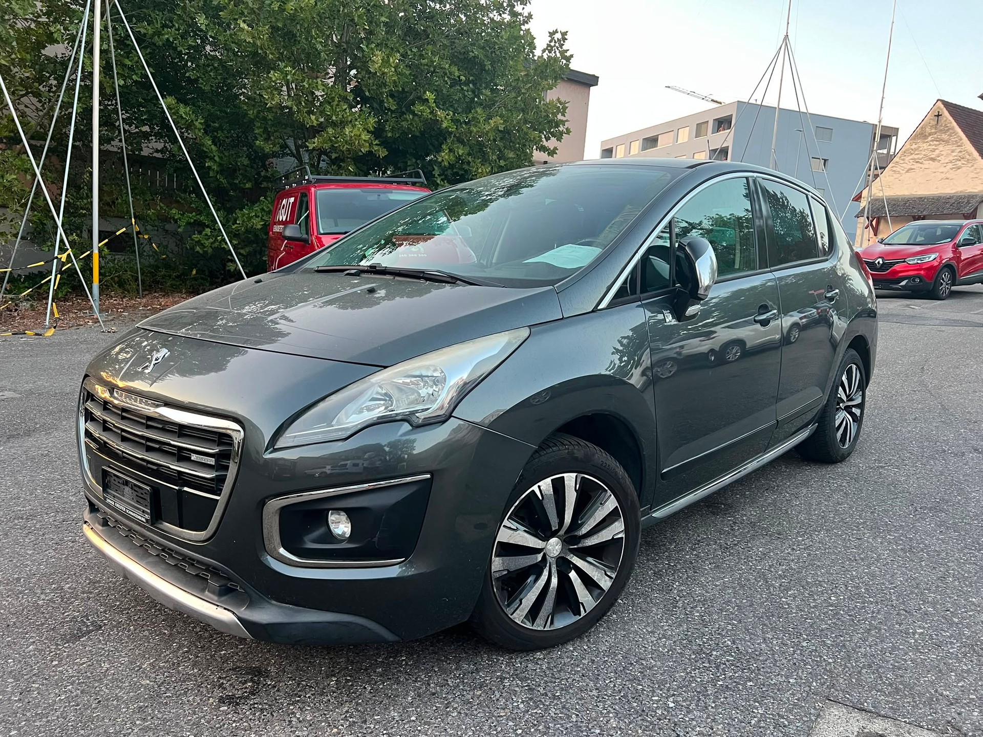 PEUGEOT 3008 HYbrid4 2.0 HDI ETG6-image-0