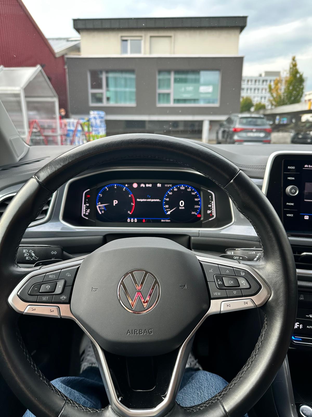 VW 2.0 TSI Style DSG 4motion-image-4