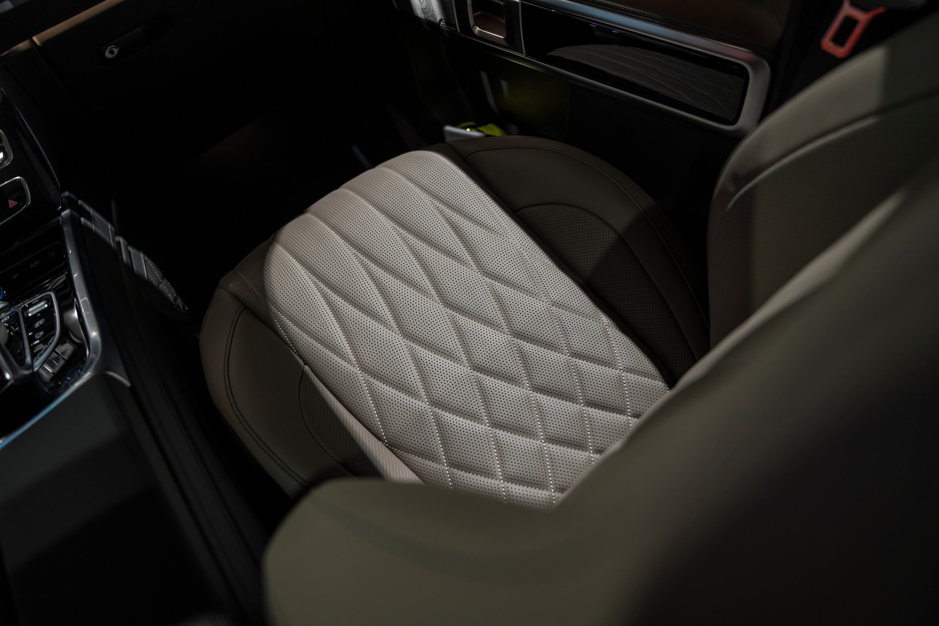 MERCEDES-BENZ G 63 AMG Speedshift Plus G-Tronic-image-10