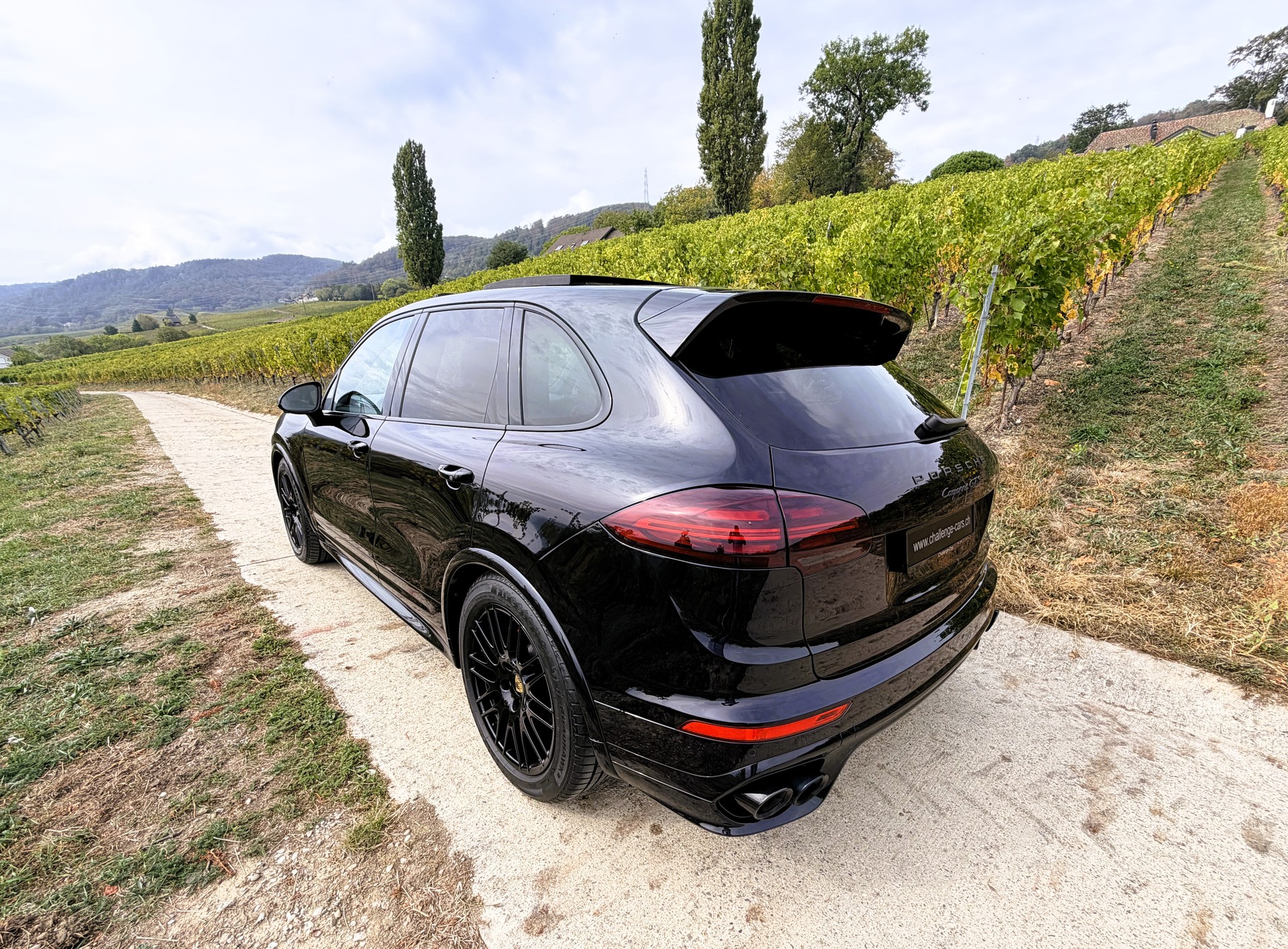 PORSCHE Cayenne GTS-image-9