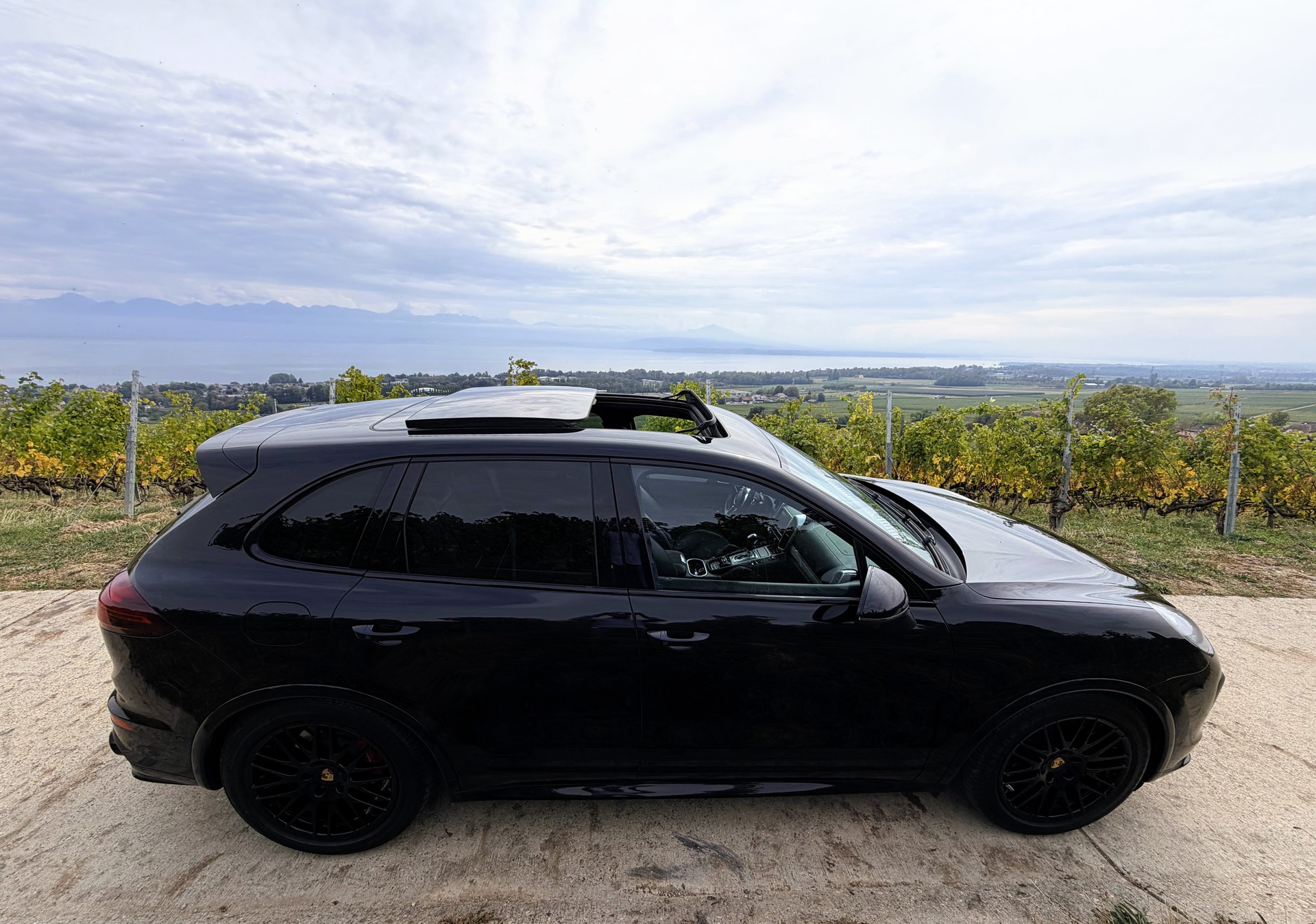 PORSCHE Cayenne GTS-image-5