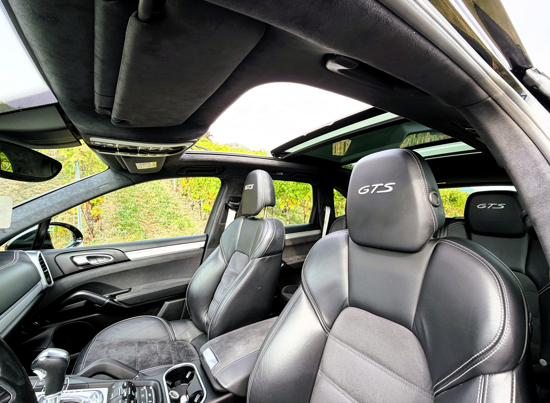 PORSCHE Cayenne GTS-image-14